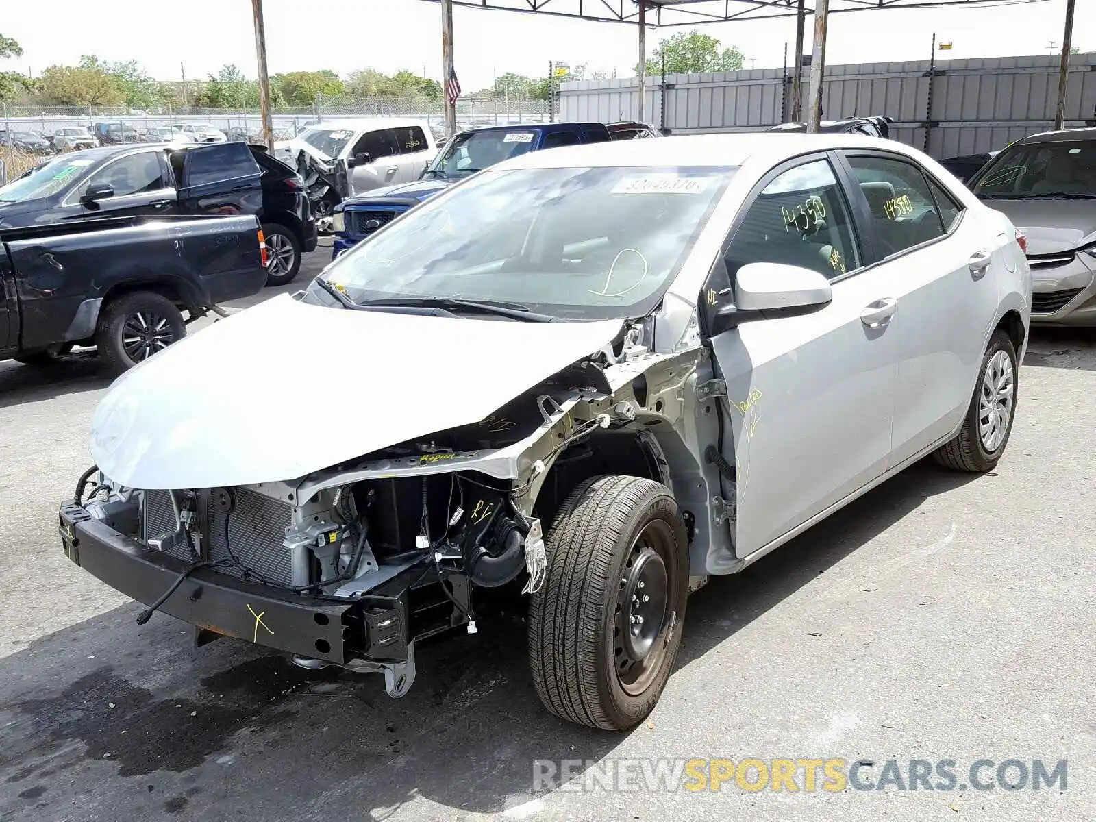 2 Photograph of a damaged car 2T1BURHE4KC206173 TOYOTA COROLLA 2019