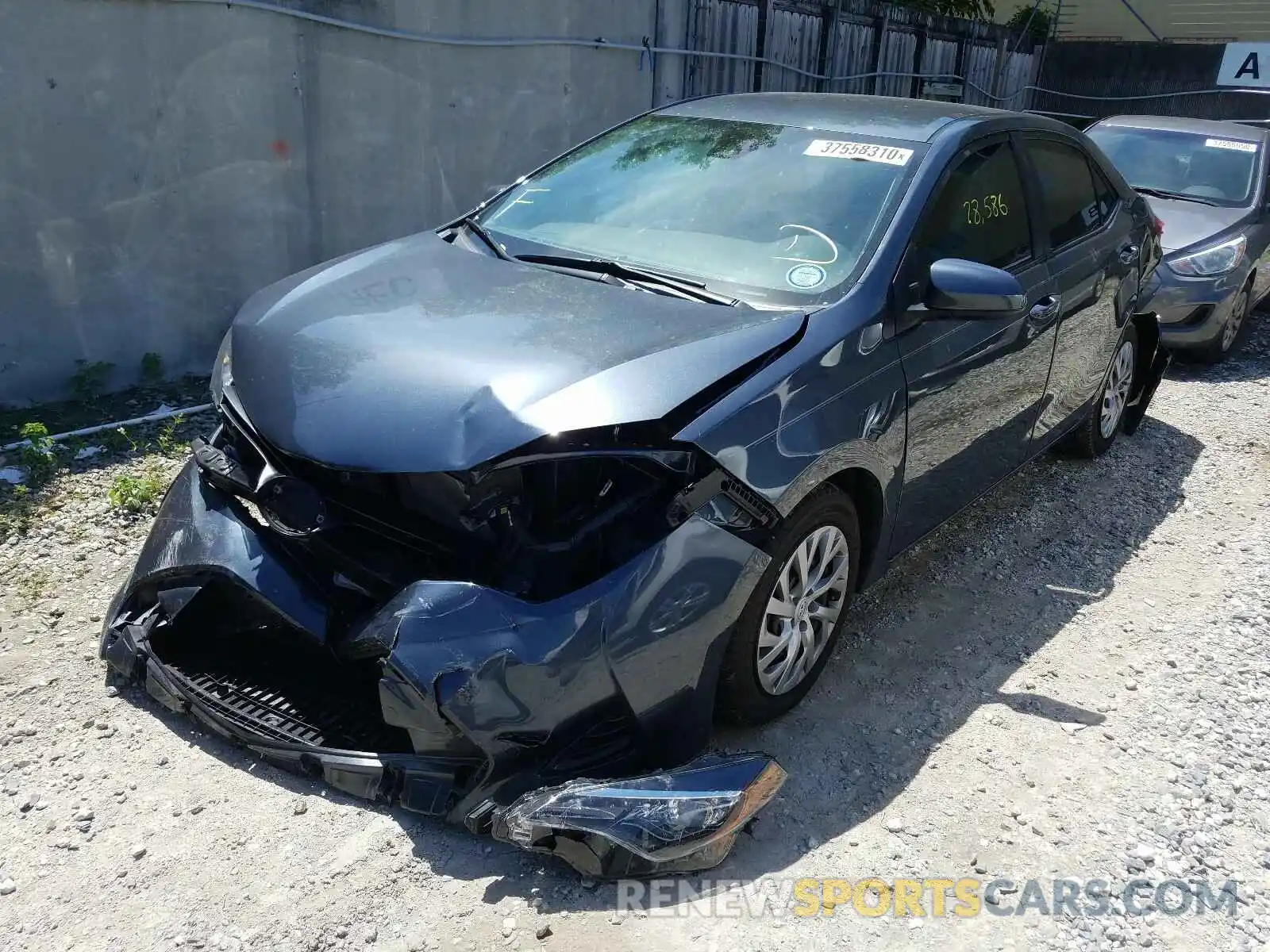 2 Фотография поврежденного автомобиля 2T1BURHE4KC206349 TOYOTA COROLLA 2019
