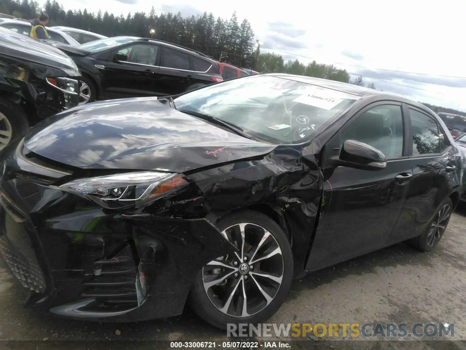 6 Photograph of a damaged car 2T1BURHE4KC208067 TOYOTA COROLLA 2019