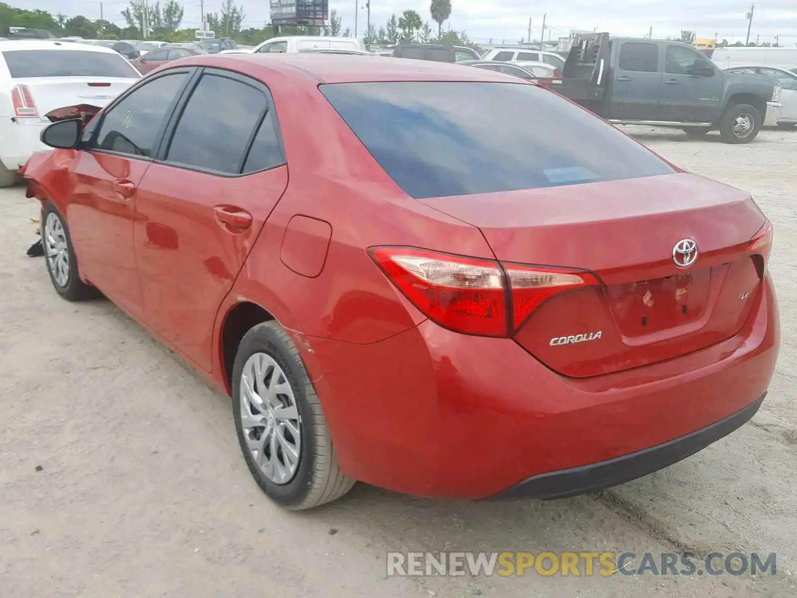 3 Photograph of a damaged car 2T1BURHE4KC209252 TOYOTA COROLLA 2019