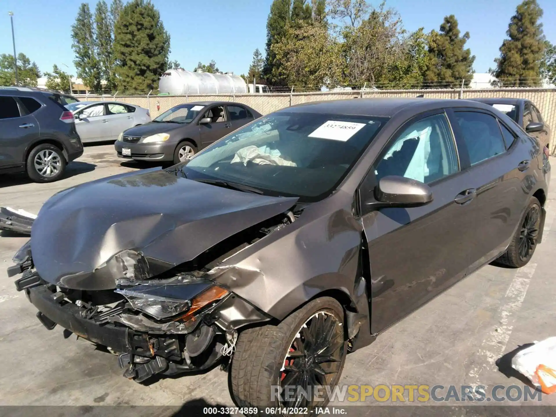 2 Photograph of a damaged car 2T1BURHE4KC211051 TOYOTA COROLLA 2019