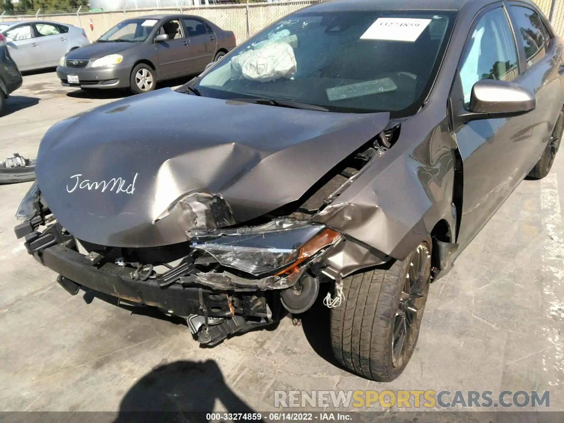 6 Photograph of a damaged car 2T1BURHE4KC211051 TOYOTA COROLLA 2019