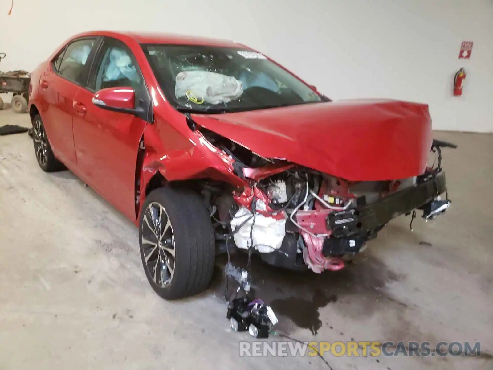 1 Photograph of a damaged car 2T1BURHE4KC211079 TOYOTA COROLLA 2019