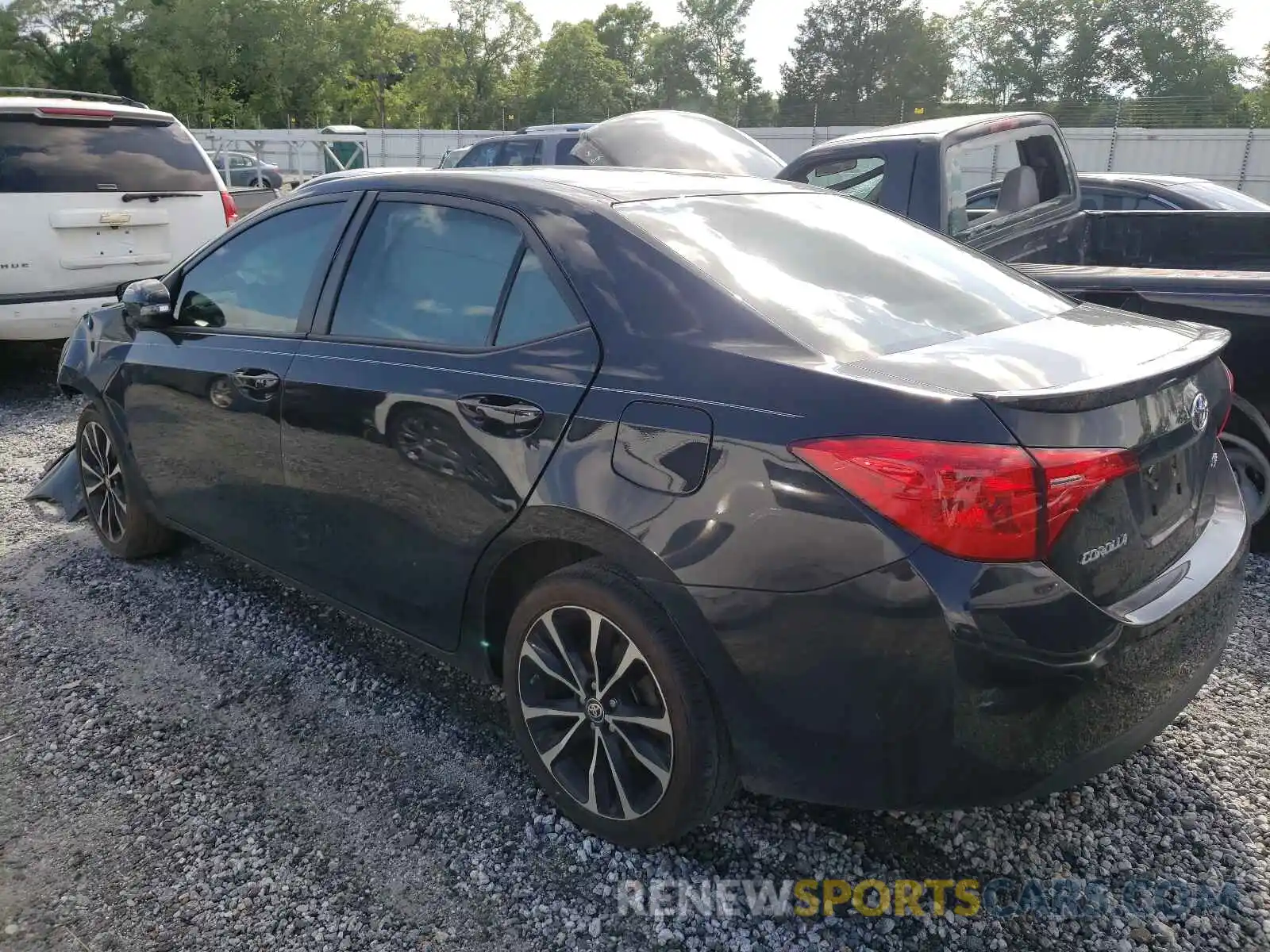 3 Photograph of a damaged car 2T1BURHE4KC211258 TOYOTA COROLLA 2019