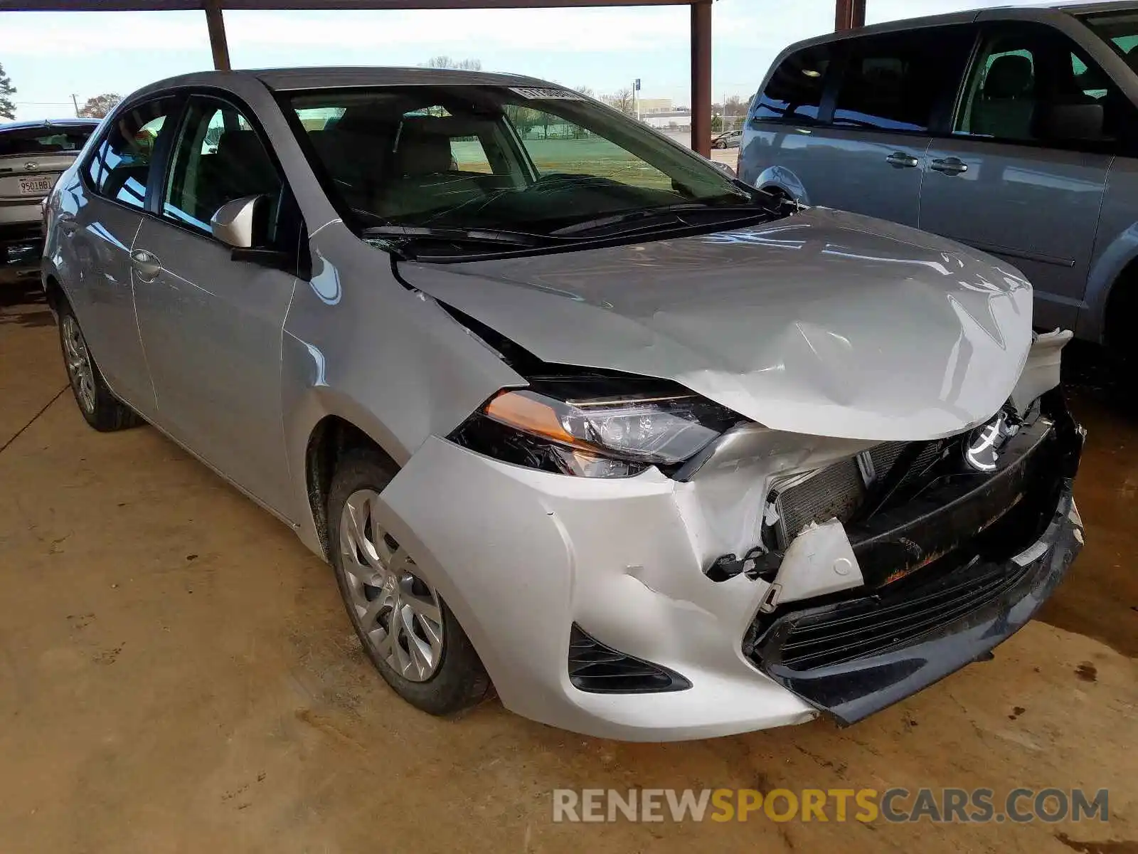 1 Photograph of a damaged car 2T1BURHE4KC211311 TOYOTA COROLLA 2019