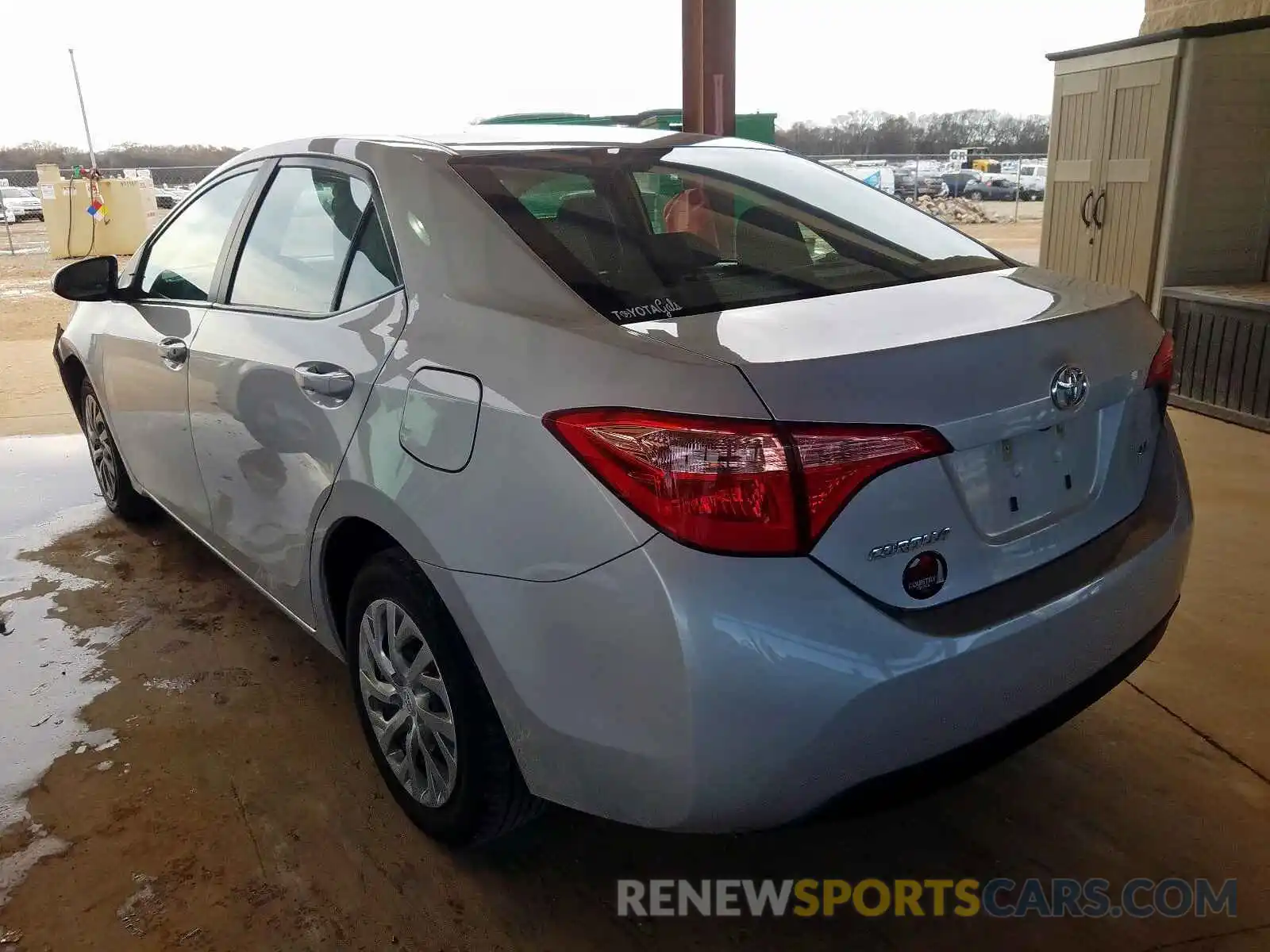 3 Photograph of a damaged car 2T1BURHE4KC211311 TOYOTA COROLLA 2019