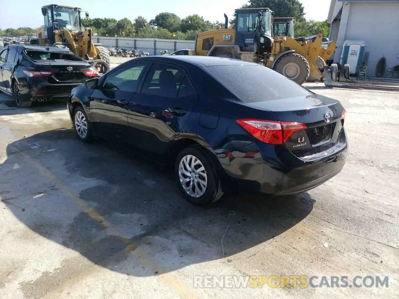 3 Photograph of a damaged car 2T1BURHE4KC211356 TOYOTA COROLLA 2019