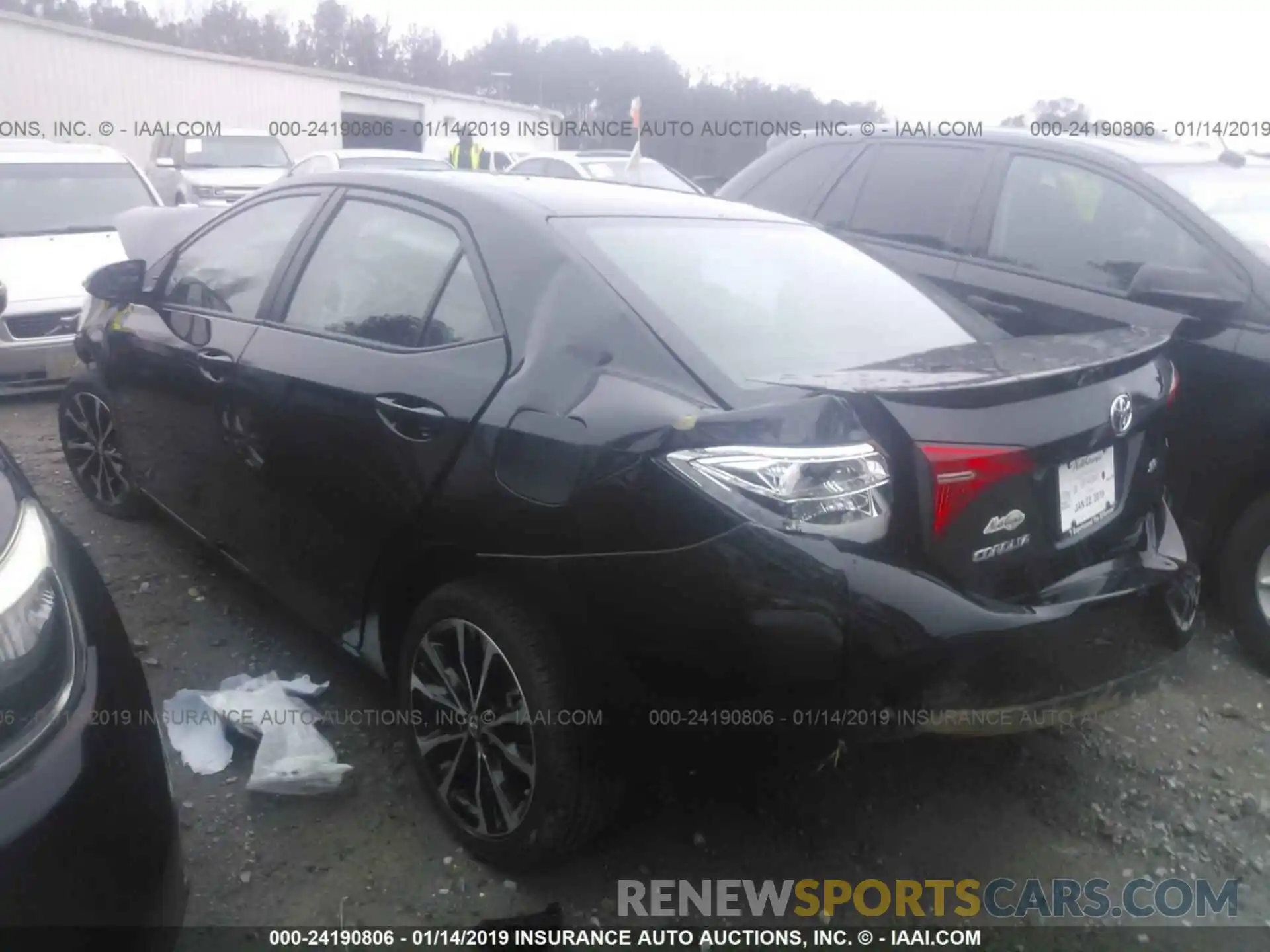 3 Photograph of a damaged car 2T1BURHE4KC211924 TOYOTA COROLLA 2019