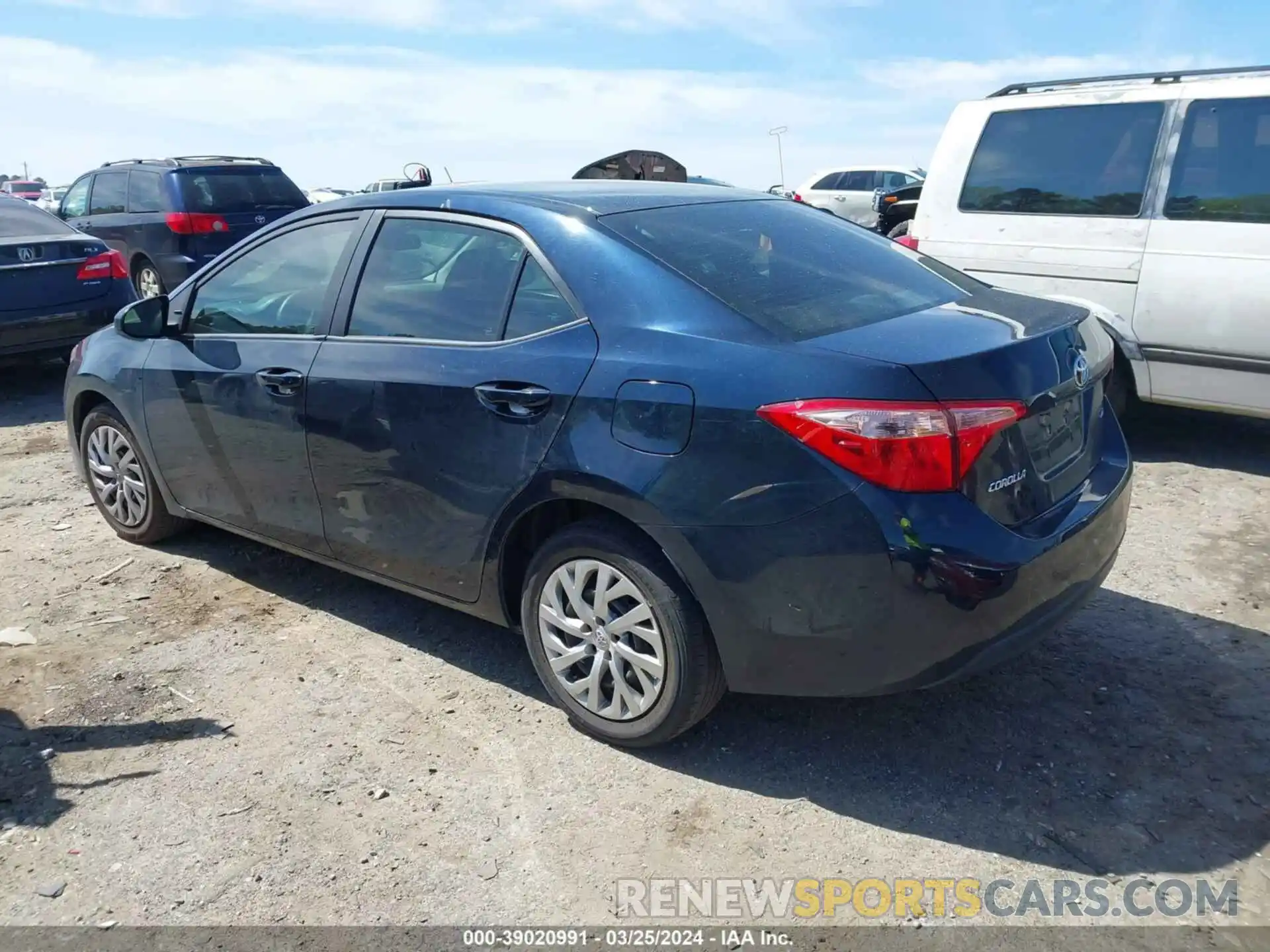 3 Photograph of a damaged car 2T1BURHE4KC212832 TOYOTA COROLLA 2019