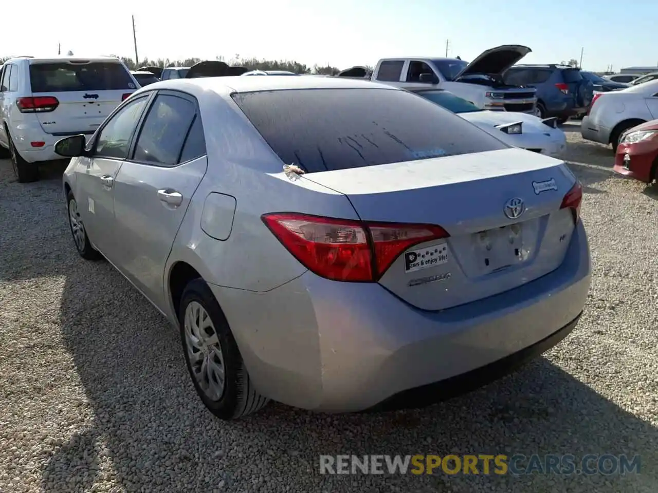 3 Photograph of a damaged car 2T1BURHE4KC213544 TOYOTA COROLLA 2019