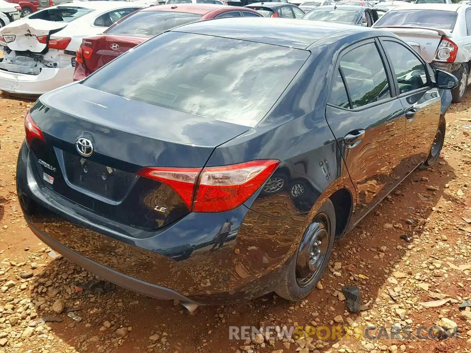 4 Photograph of a damaged car 2T1BURHE4KC213575 TOYOTA COROLLA 2019