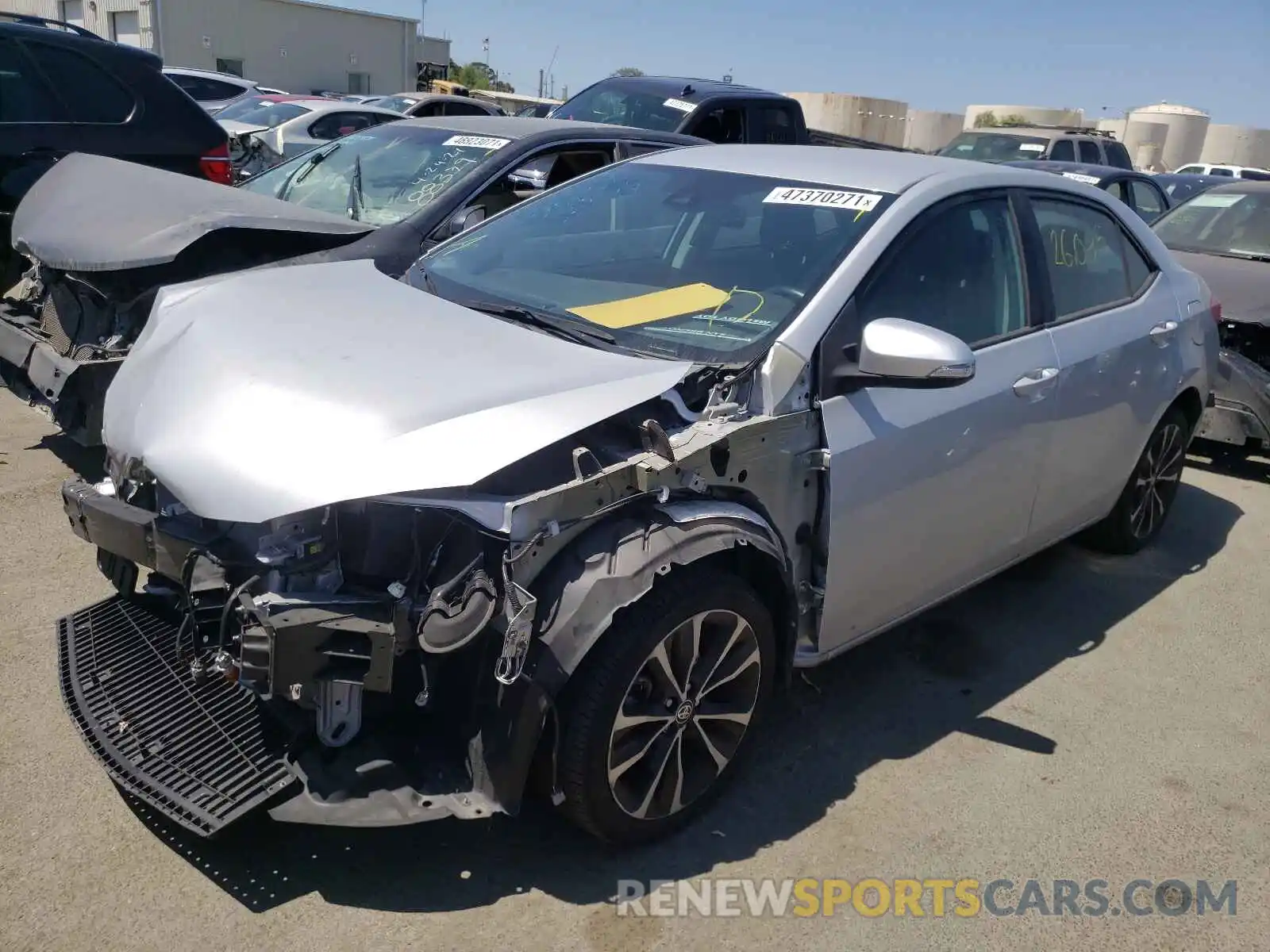 2 Photograph of a damaged car 2T1BURHE4KC213804 TOYOTA COROLLA 2019