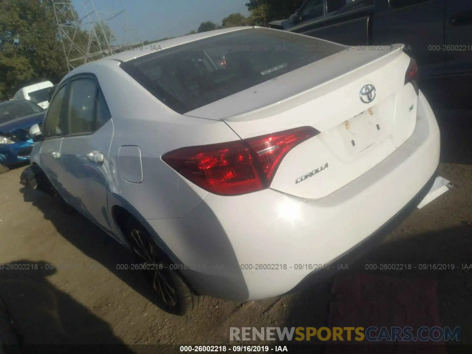 2 Photograph of a damaged car 2T1BURHE4KC214421 TOYOTA COROLLA 2019