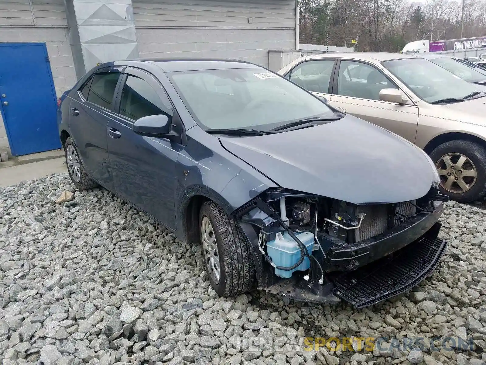1 Photograph of a damaged car 2T1BURHE4KC214936 TOYOTA COROLLA 2019