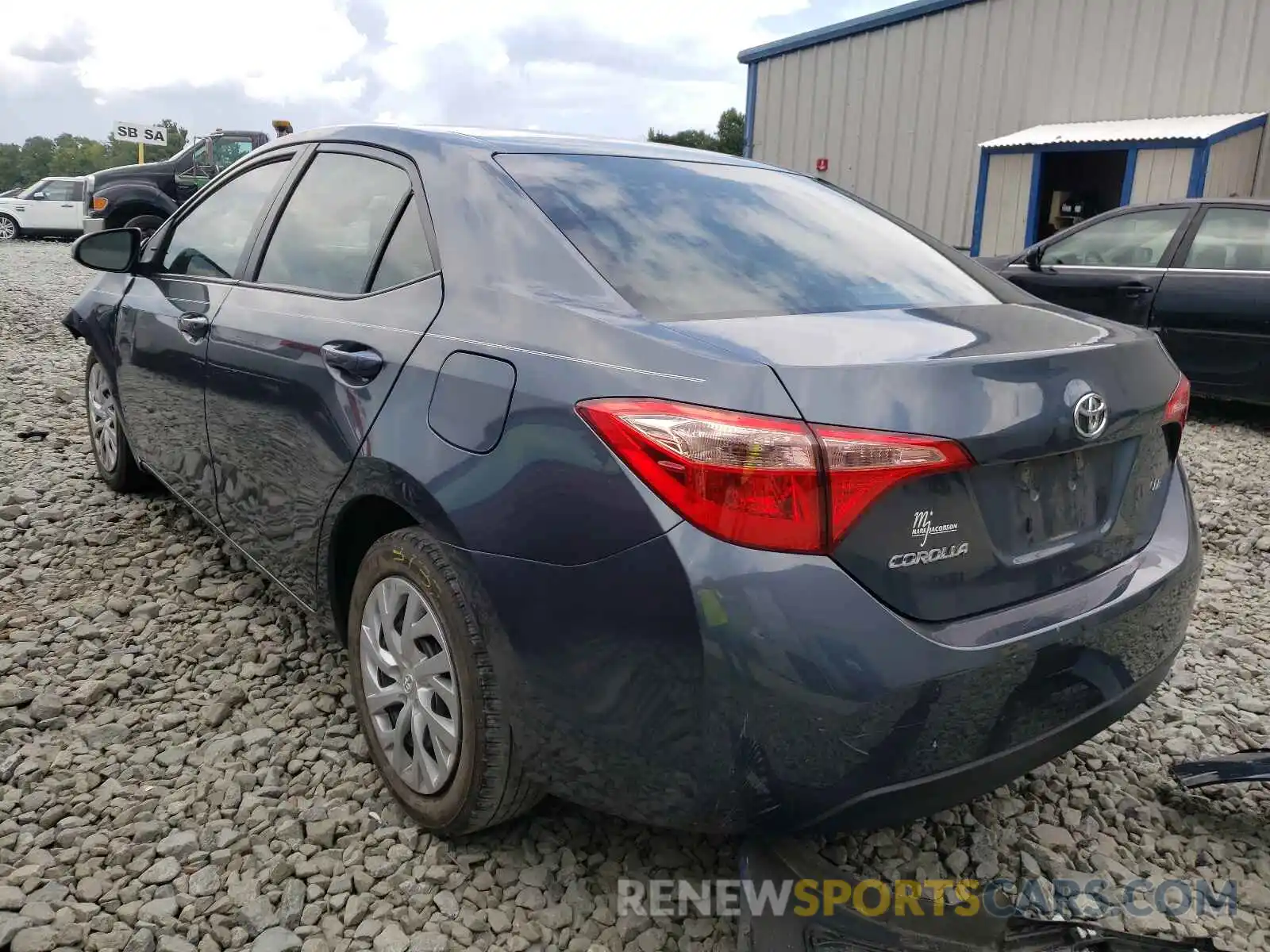 3 Photograph of a damaged car 2T1BURHE4KC214967 TOYOTA COROLLA 2019