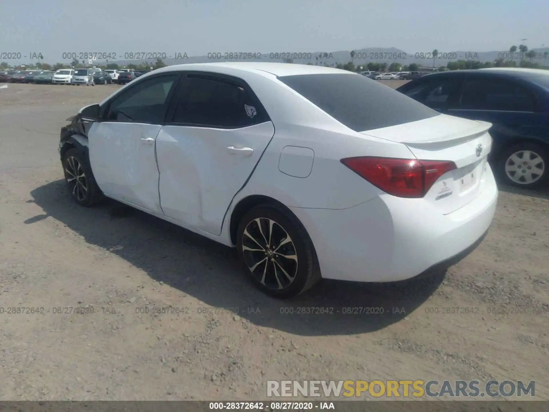 3 Photograph of a damaged car 2T1BURHE4KC215200 TOYOTA COROLLA 2019