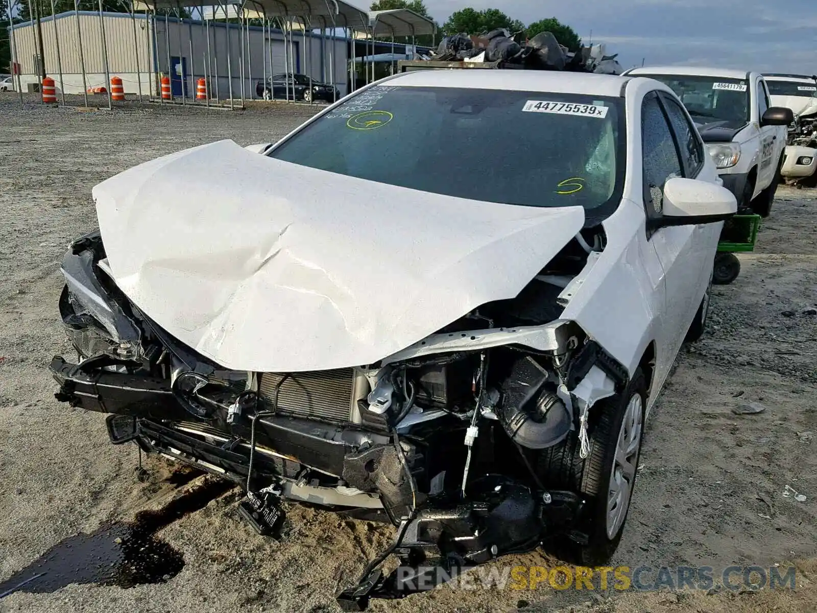 2 Photograph of a damaged car 2T1BURHE4KC215522 TOYOTA COROLLA 2019