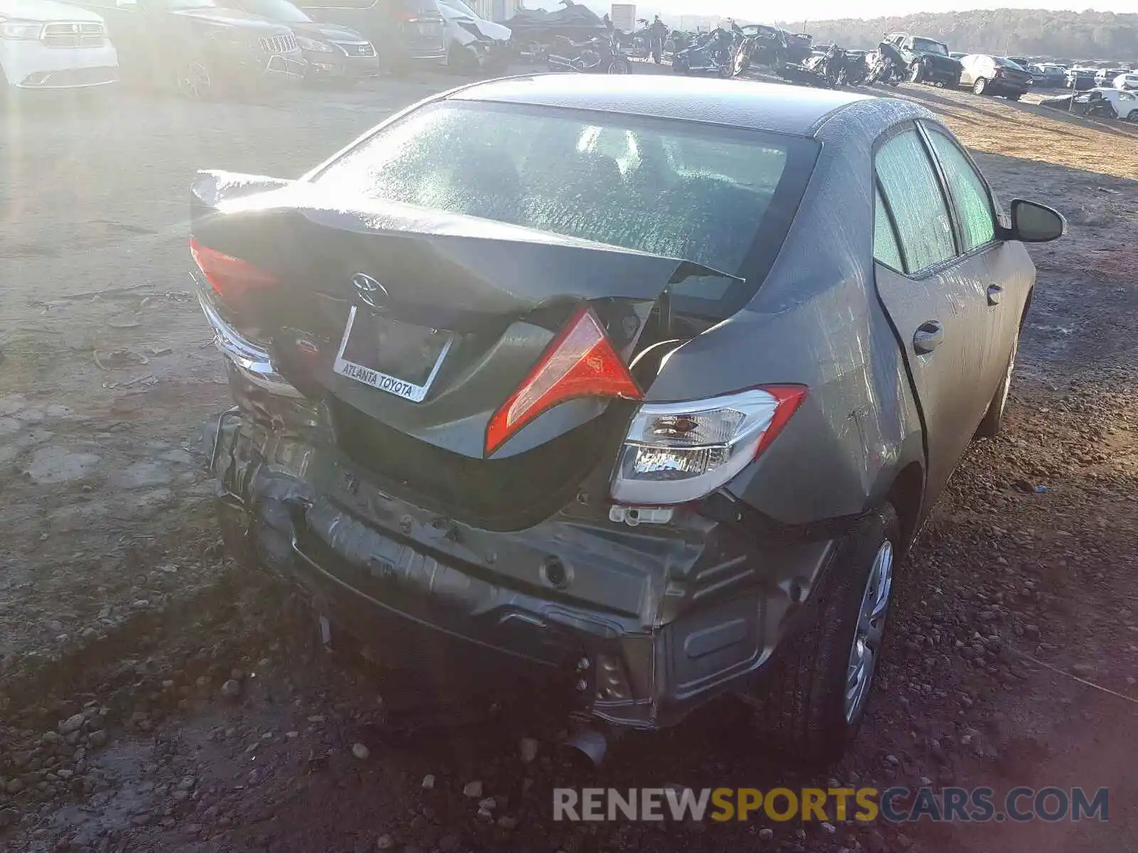 4 Photograph of a damaged car 2T1BURHE4KC215732 TOYOTA COROLLA 2019