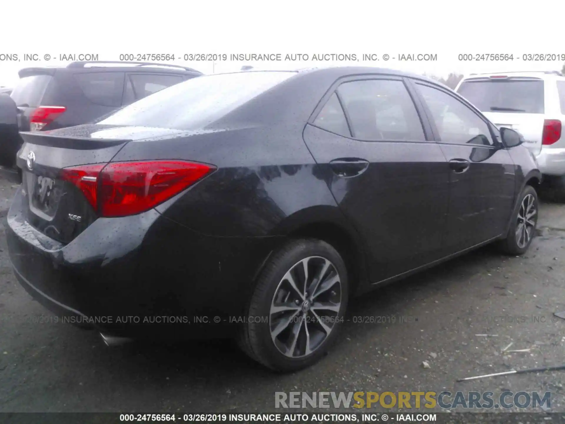 4 Photograph of a damaged car 2T1BURHE4KC216783 TOYOTA COROLLA 2019