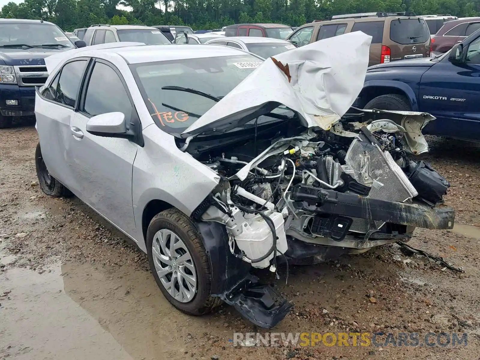 1 Photograph of a damaged car 2T1BURHE4KC216802 TOYOTA COROLLA 2019