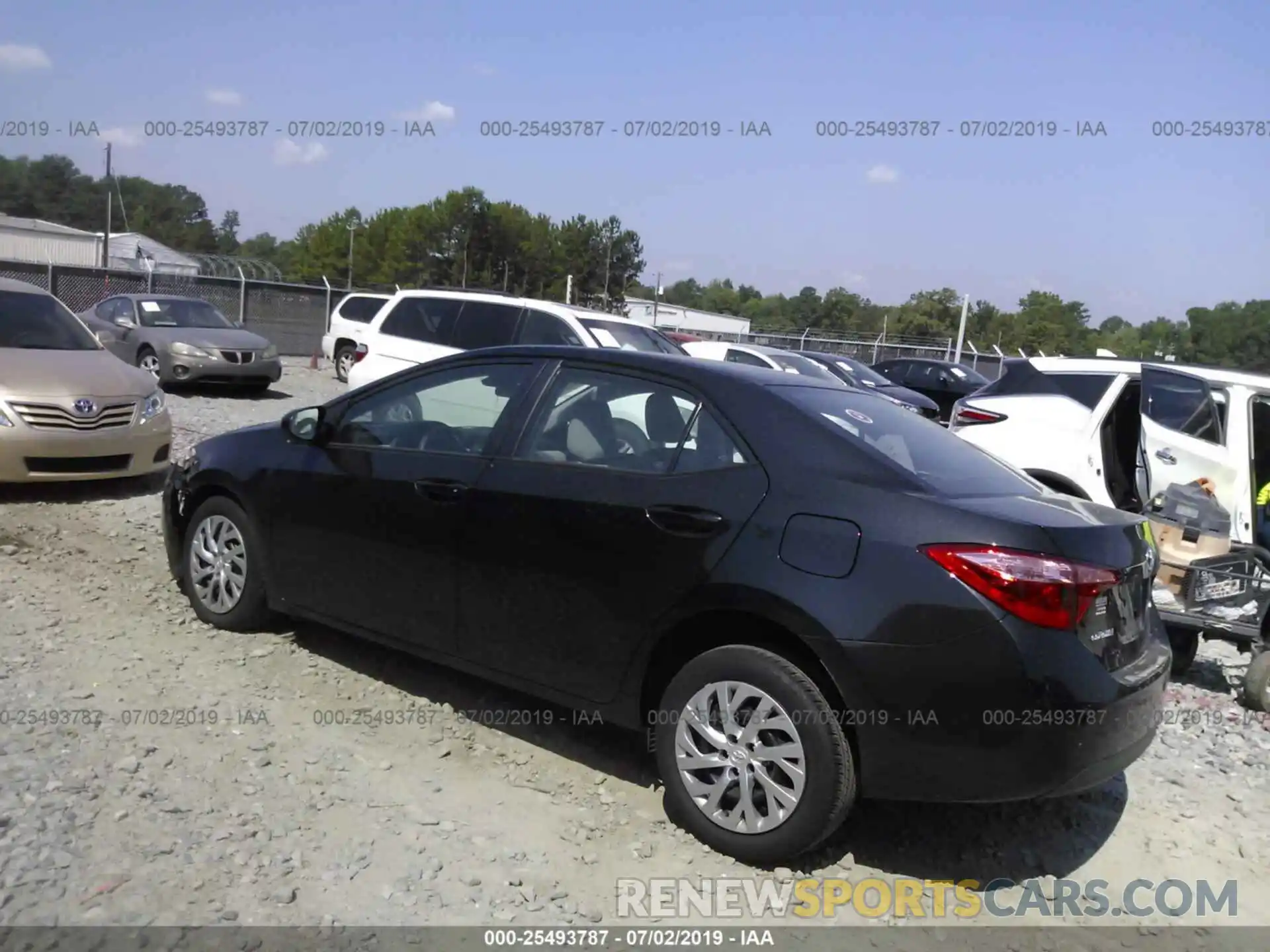 3 Photograph of a damaged car 2T1BURHE4KC217089 TOYOTA COROLLA 2019