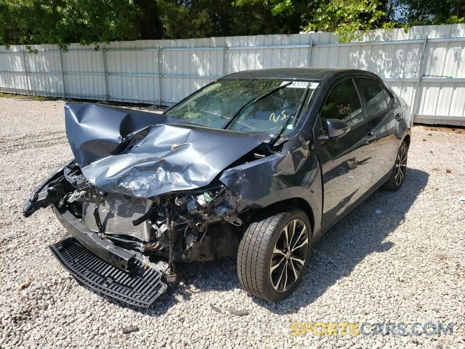 2 Photograph of a damaged car 2T1BURHE4KC219201 TOYOTA COROLLA 2019