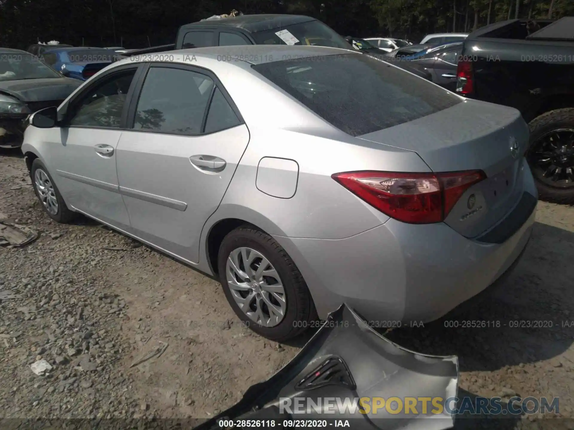 3 Photograph of a damaged car 2T1BURHE4KC220333 TOYOTA COROLLA 2019