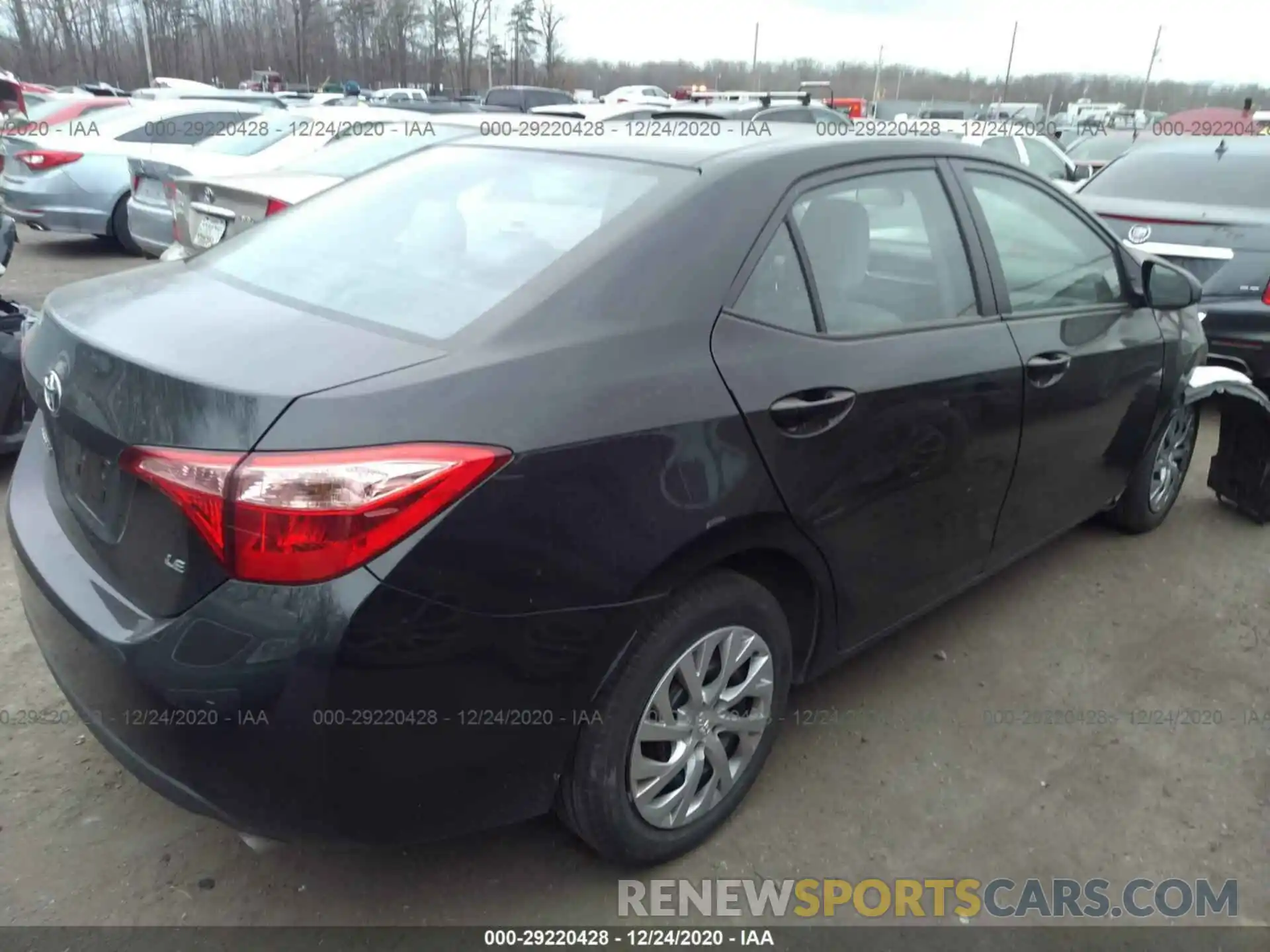 4 Photograph of a damaged car 2T1BURHE4KC221224 TOYOTA COROLLA 2019