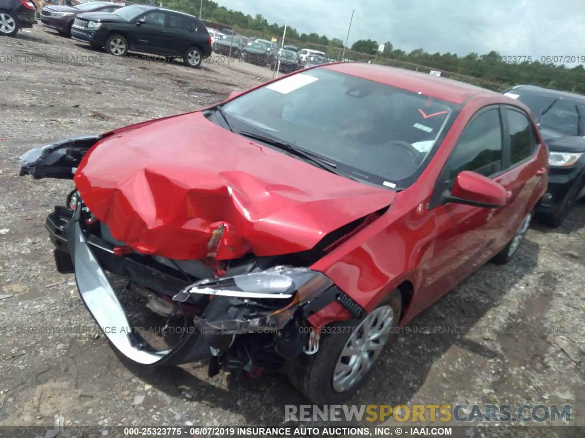 2 Photograph of a damaged car 2T1BURHE4KC221465 TOYOTA COROLLA 2019