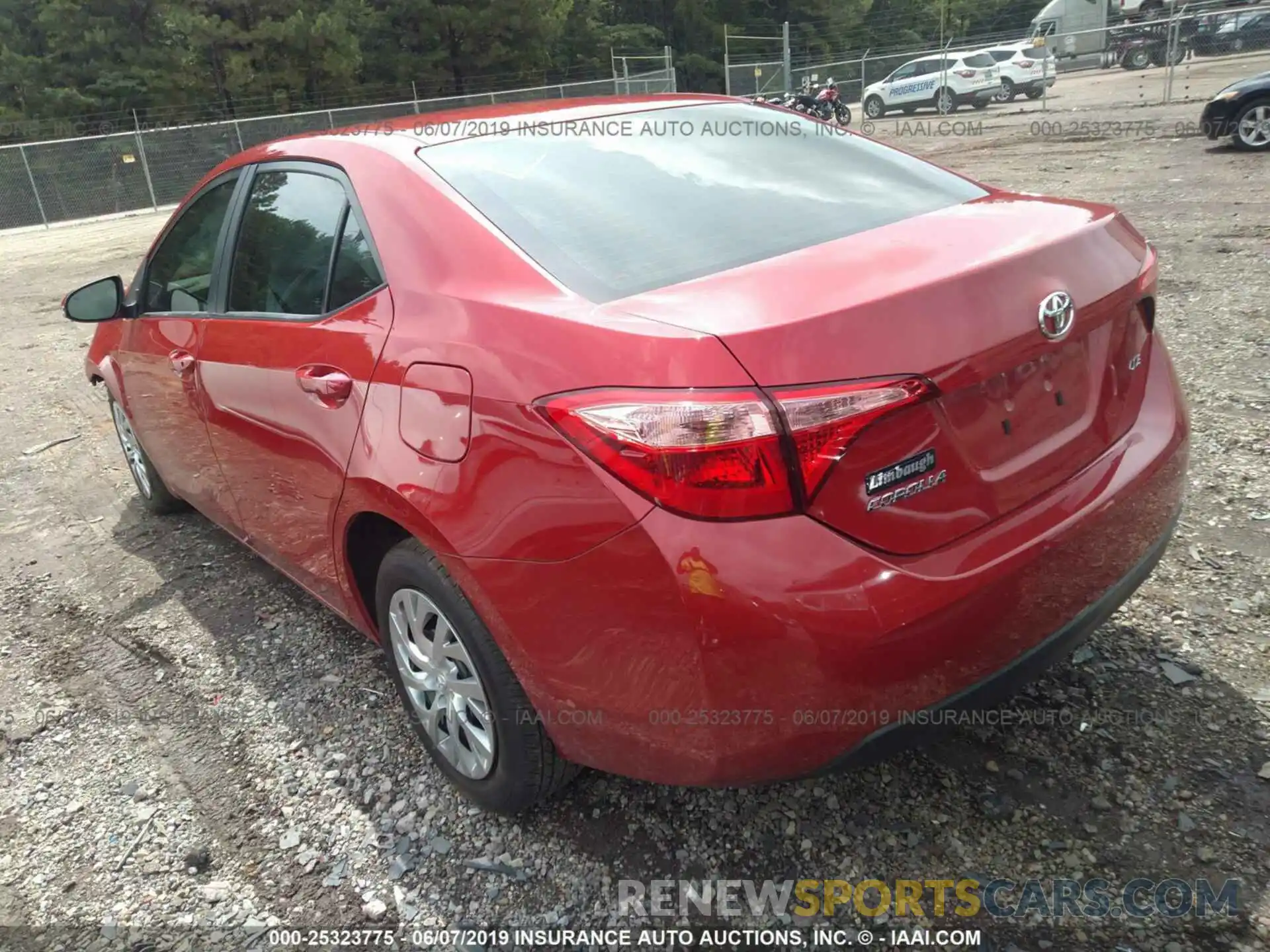 3 Photograph of a damaged car 2T1BURHE4KC221465 TOYOTA COROLLA 2019