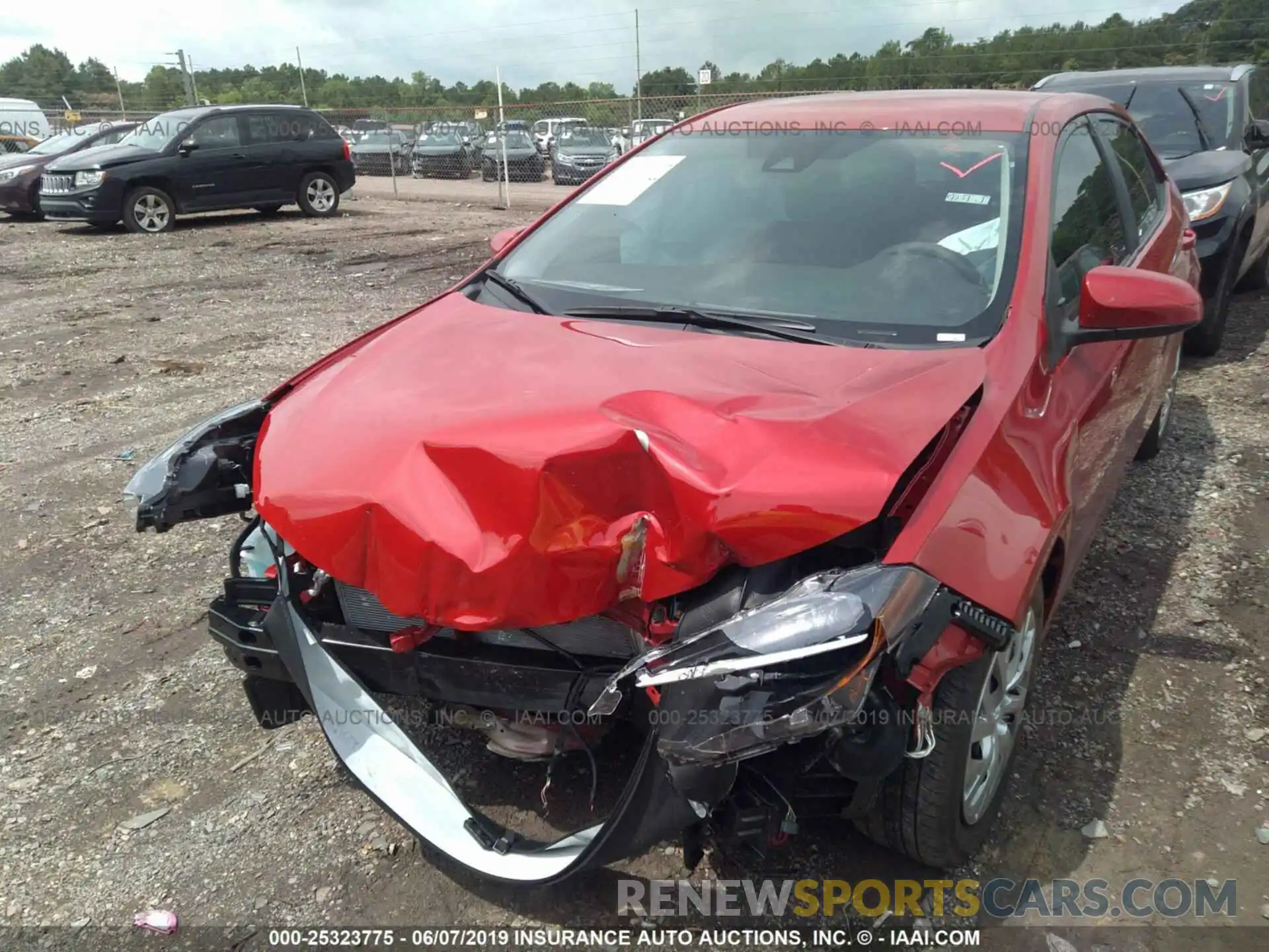 6 Photograph of a damaged car 2T1BURHE4KC221465 TOYOTA COROLLA 2019