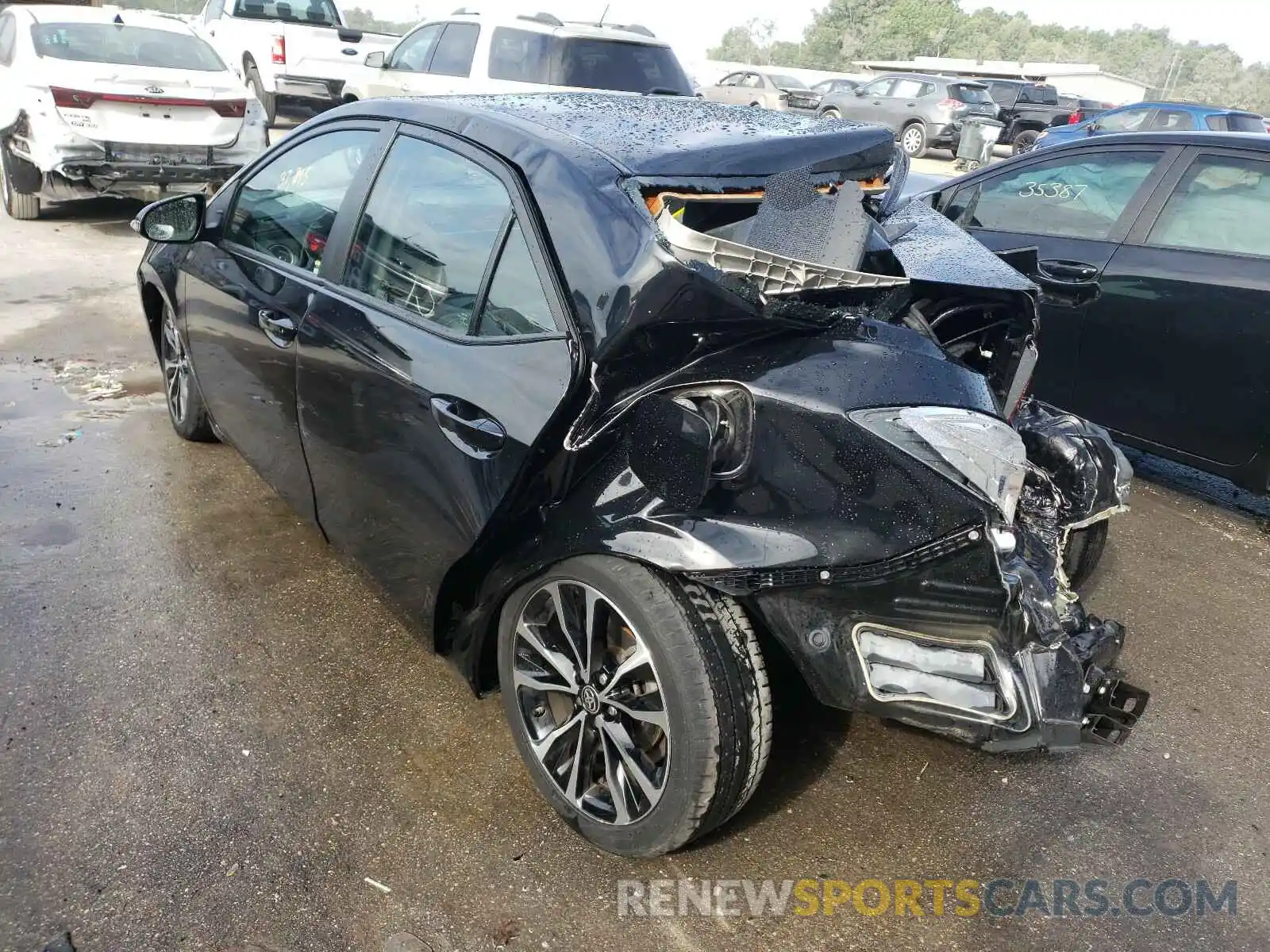 3 Photograph of a damaged car 2T1BURHE4KC222129 TOYOTA COROLLA 2019