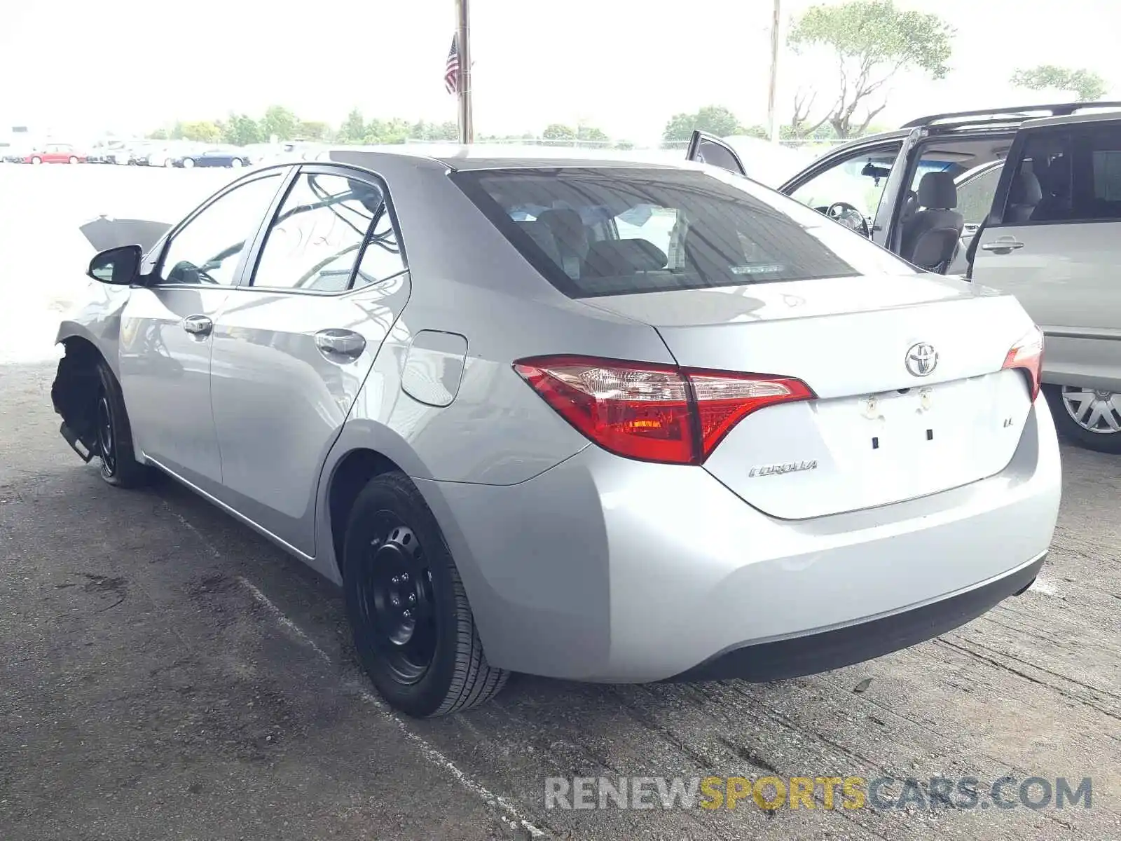 3 Photograph of a damaged car 2T1BURHE4KC222227 TOYOTA COROLLA 2019