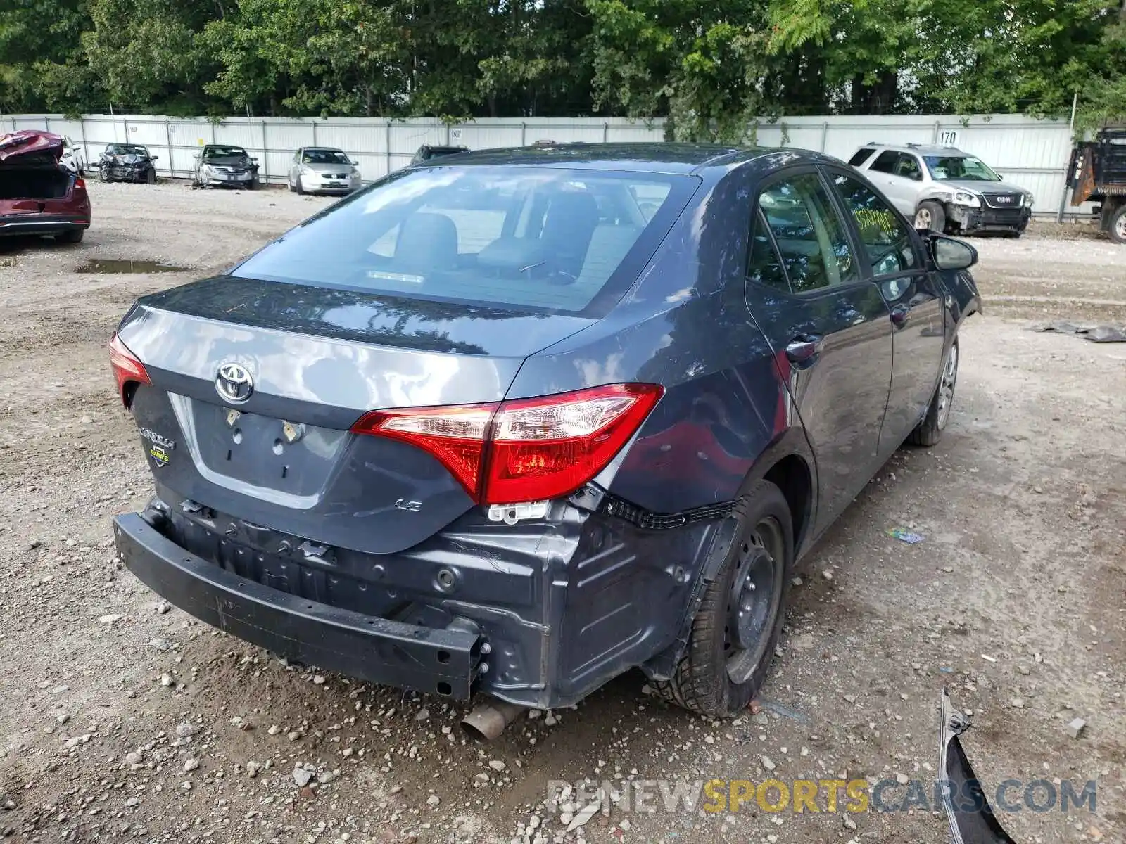 4 Photograph of a damaged car 2T1BURHE4KC222664 TOYOTA COROLLA 2019