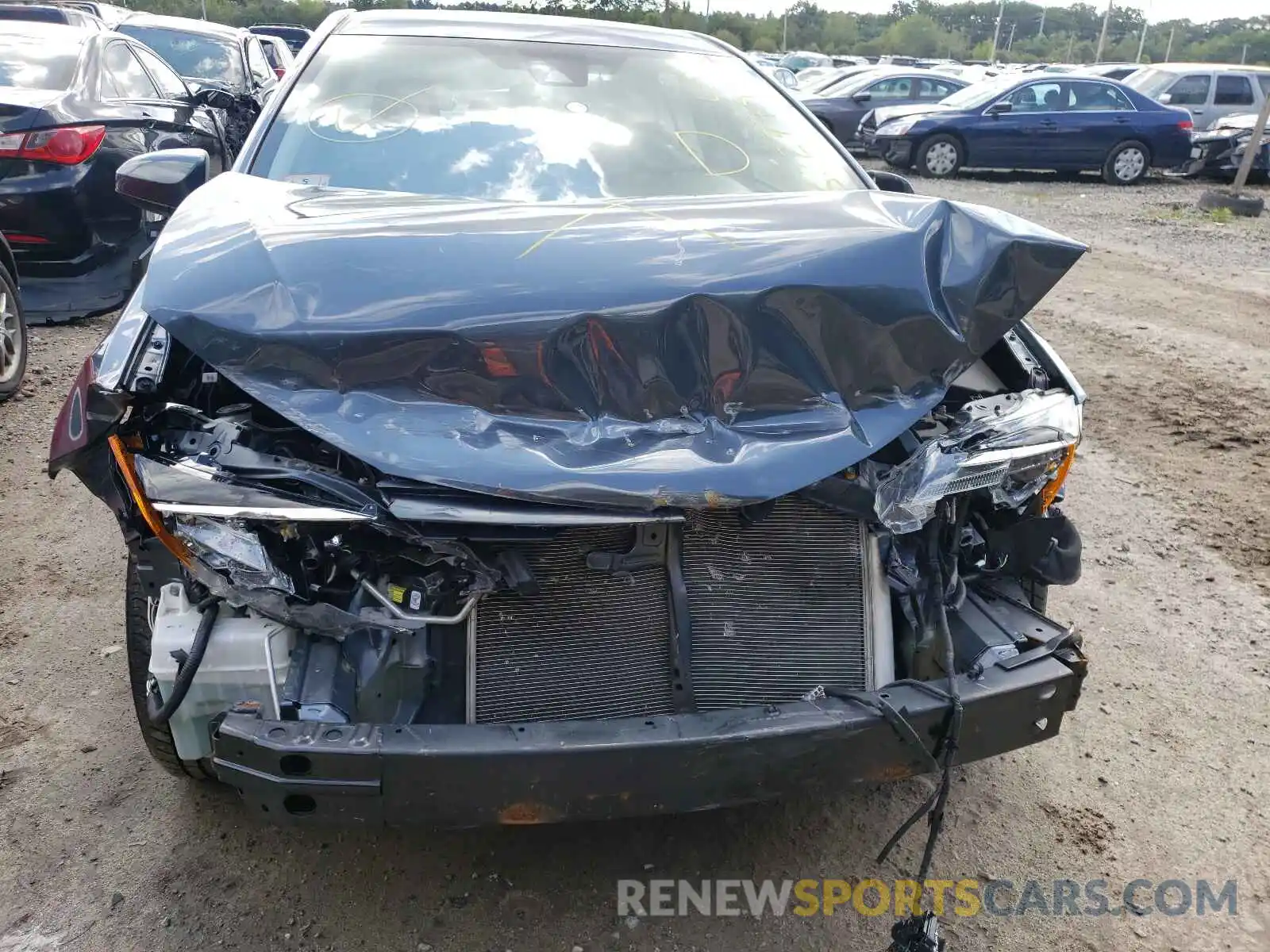 9 Photograph of a damaged car 2T1BURHE4KC222664 TOYOTA COROLLA 2019