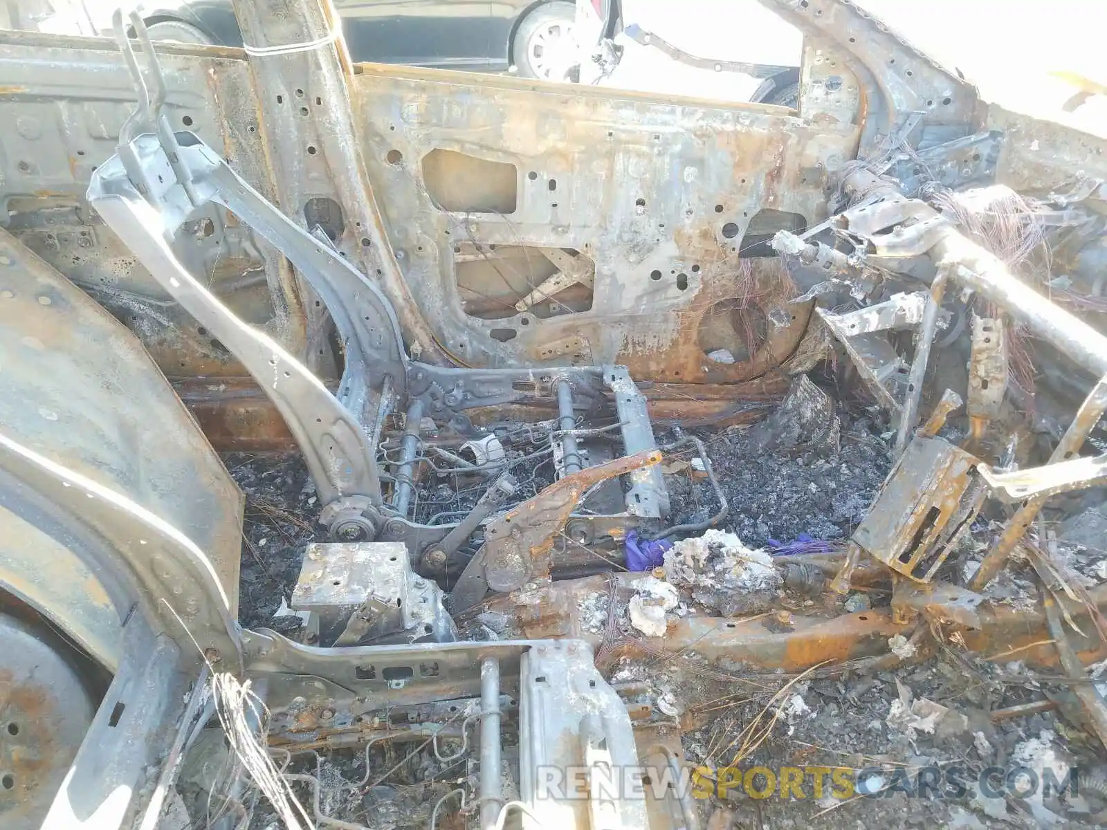 5 Photograph of a damaged car 2T1BURHE4KC223720 TOYOTA COROLLA 2019