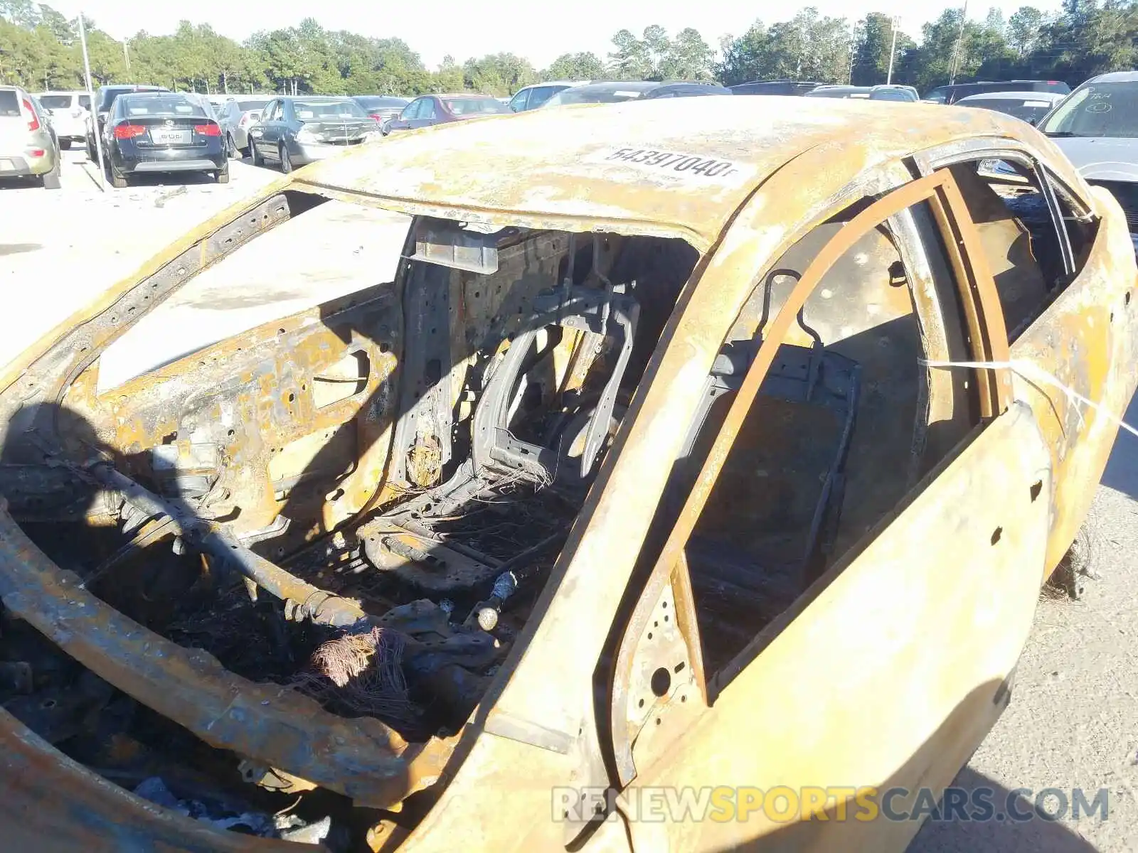 9 Photograph of a damaged car 2T1BURHE4KC223720 TOYOTA COROLLA 2019