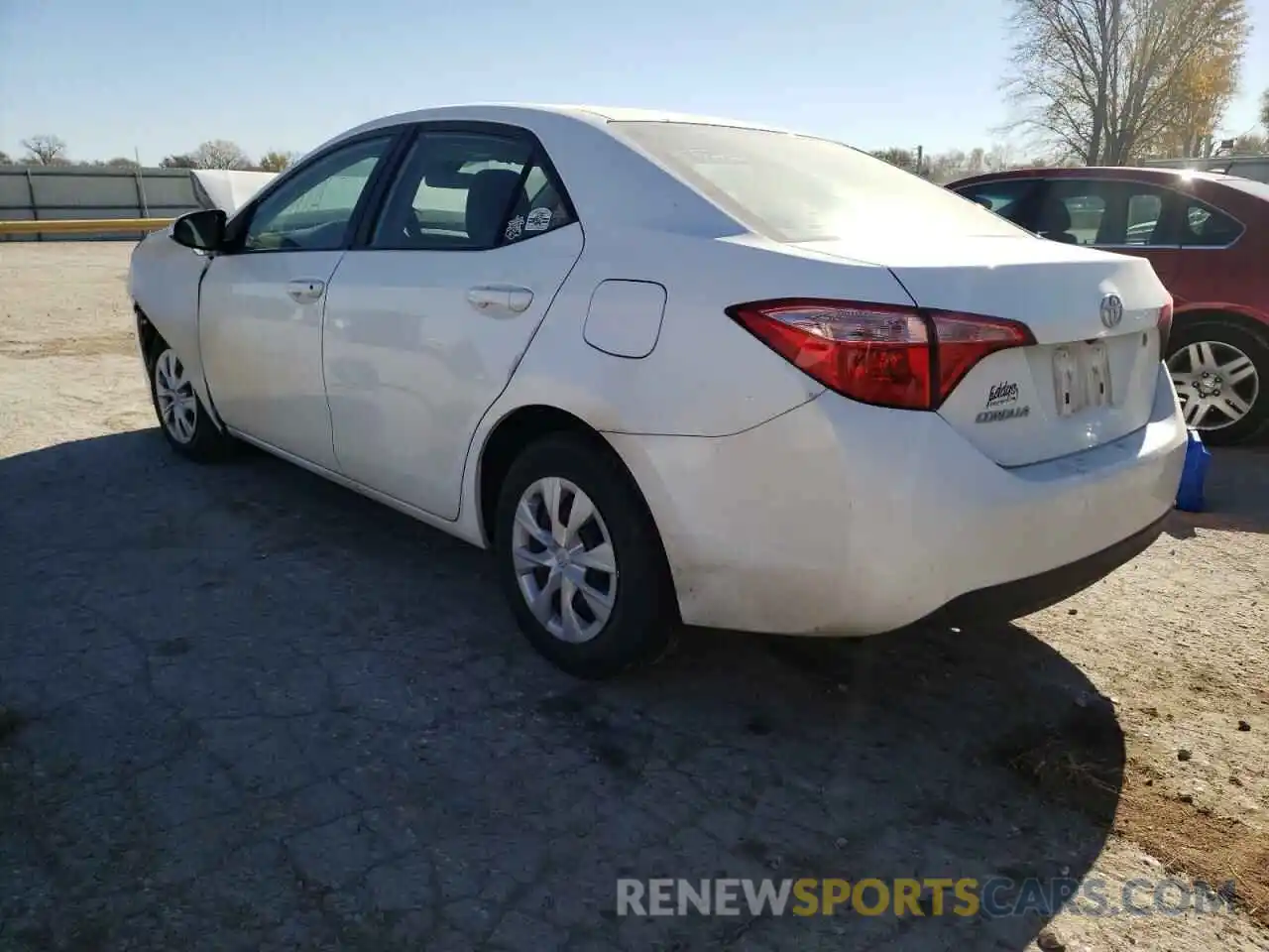 3 Photograph of a damaged car 2T1BURHE4KC224477 TOYOTA COROLLA 2019