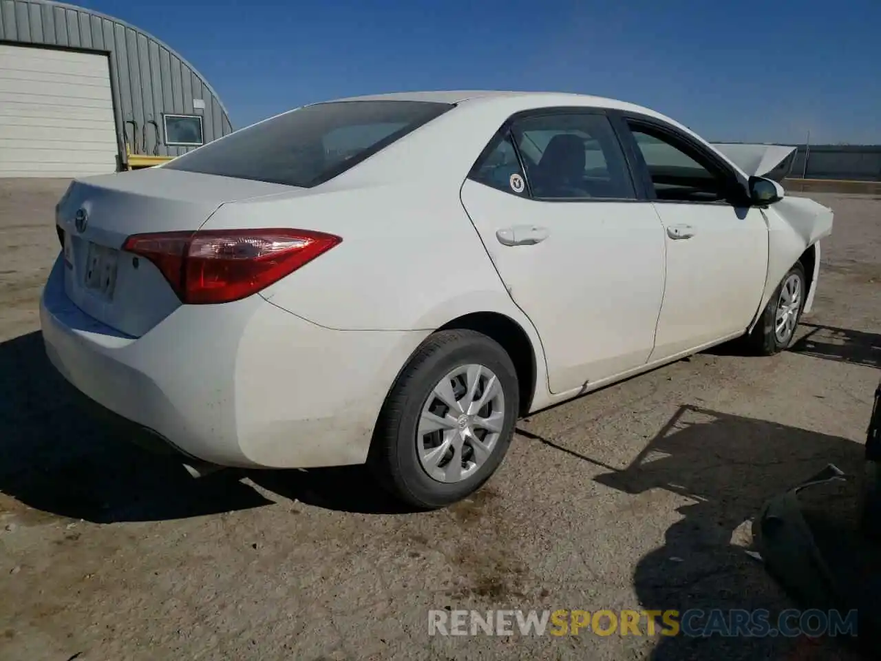 4 Photograph of a damaged car 2T1BURHE4KC224477 TOYOTA COROLLA 2019