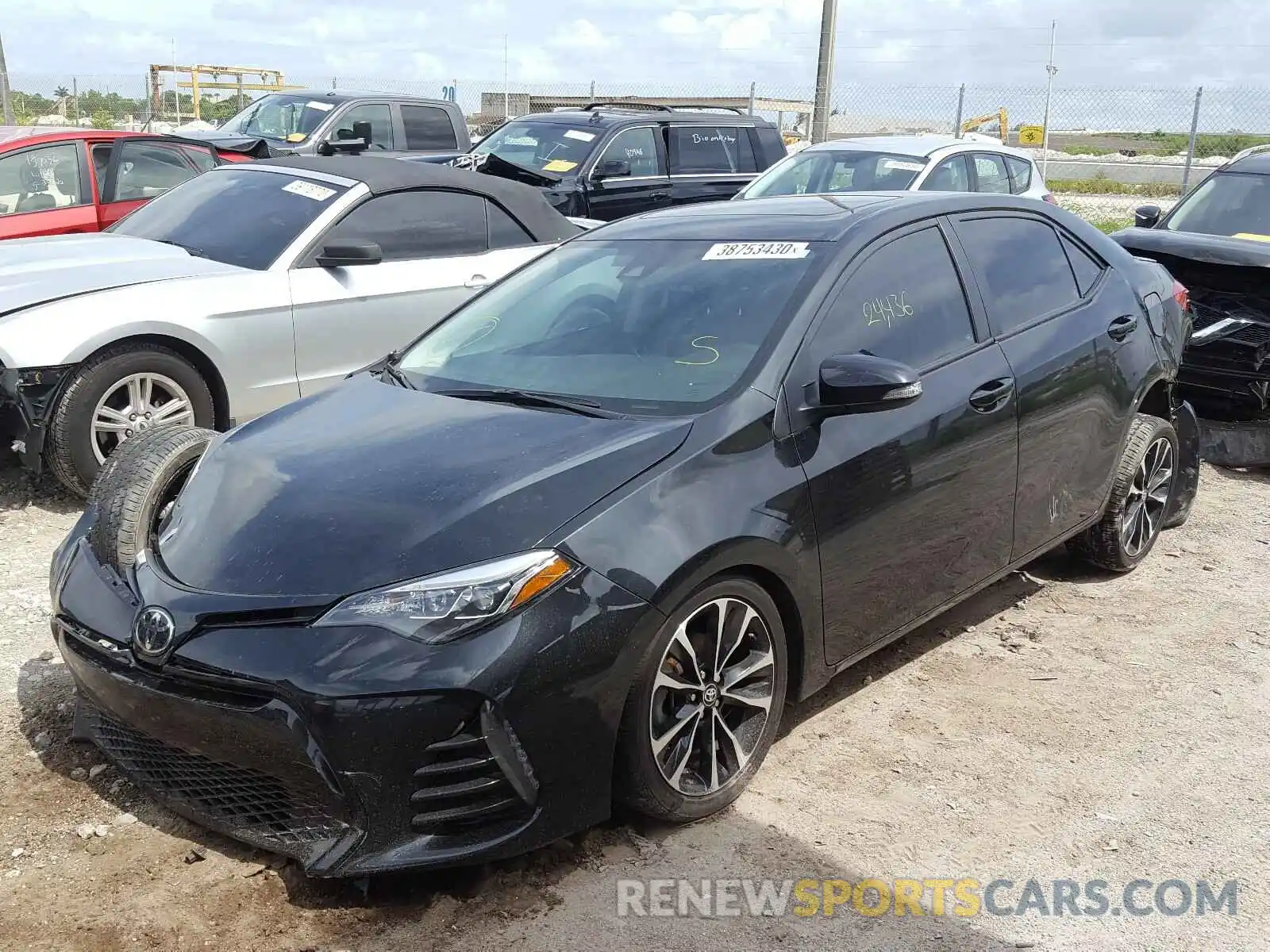 2 Photograph of a damaged car 2T1BURHE4KC225001 TOYOTA COROLLA 2019