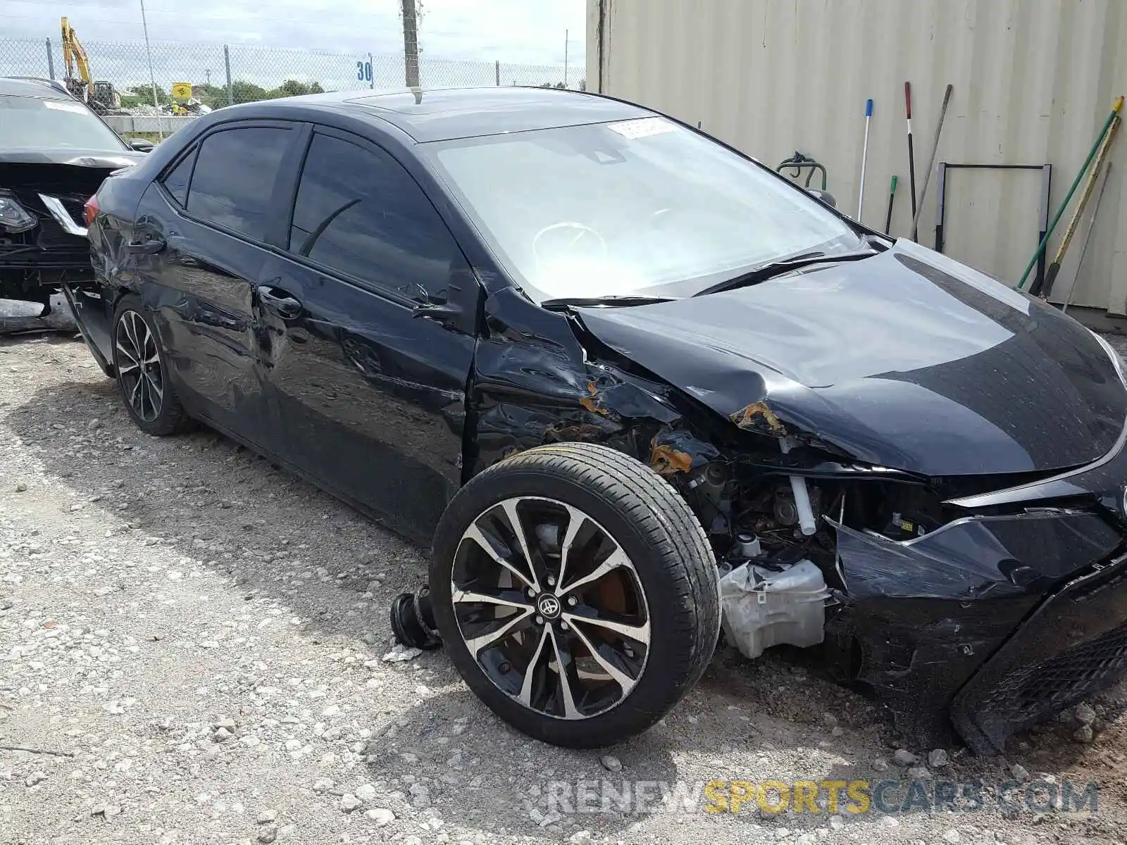 9 Photograph of a damaged car 2T1BURHE4KC225001 TOYOTA COROLLA 2019