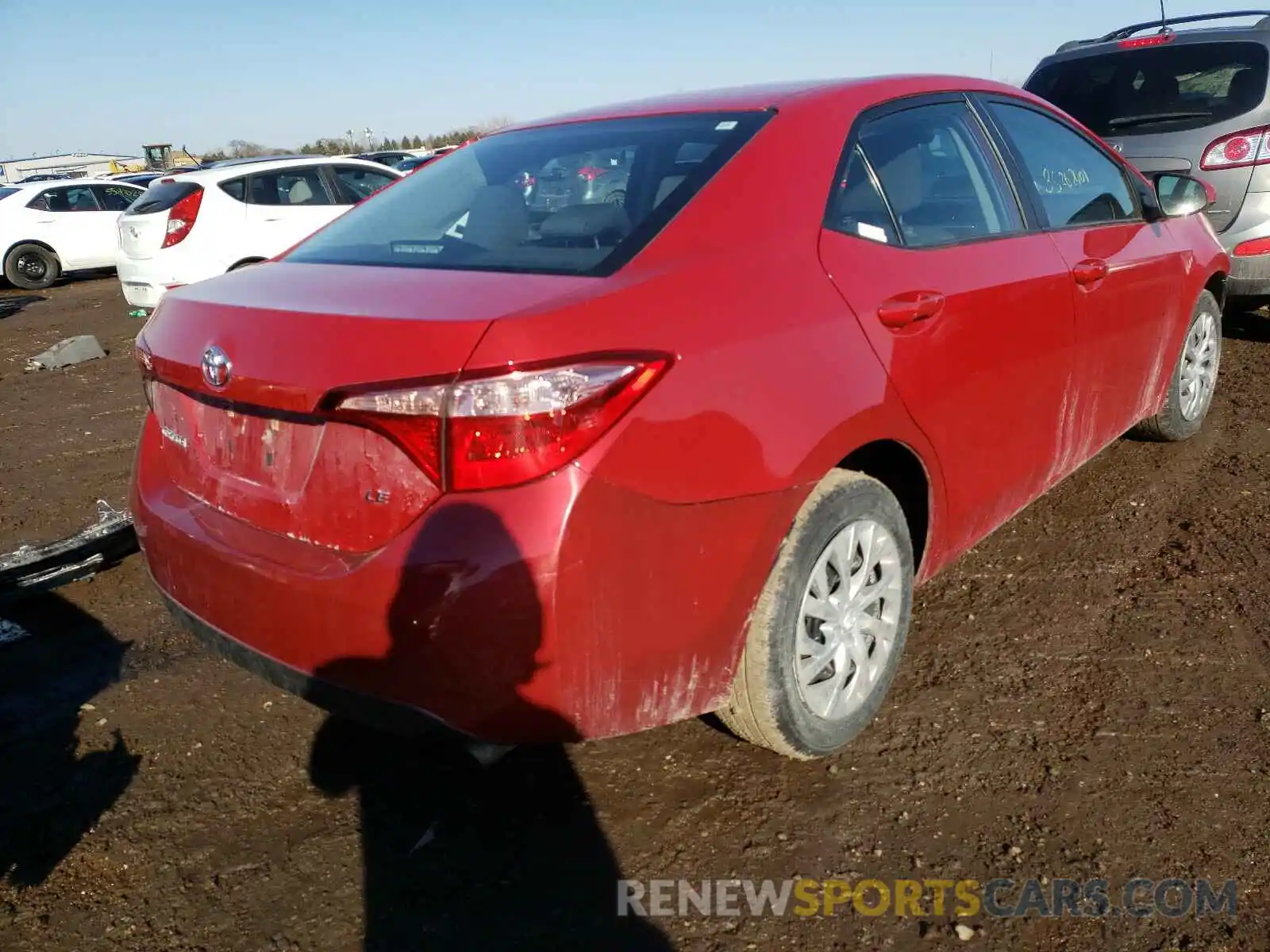 4 Photograph of a damaged car 2T1BURHE4KC225905 TOYOTA COROLLA 2019