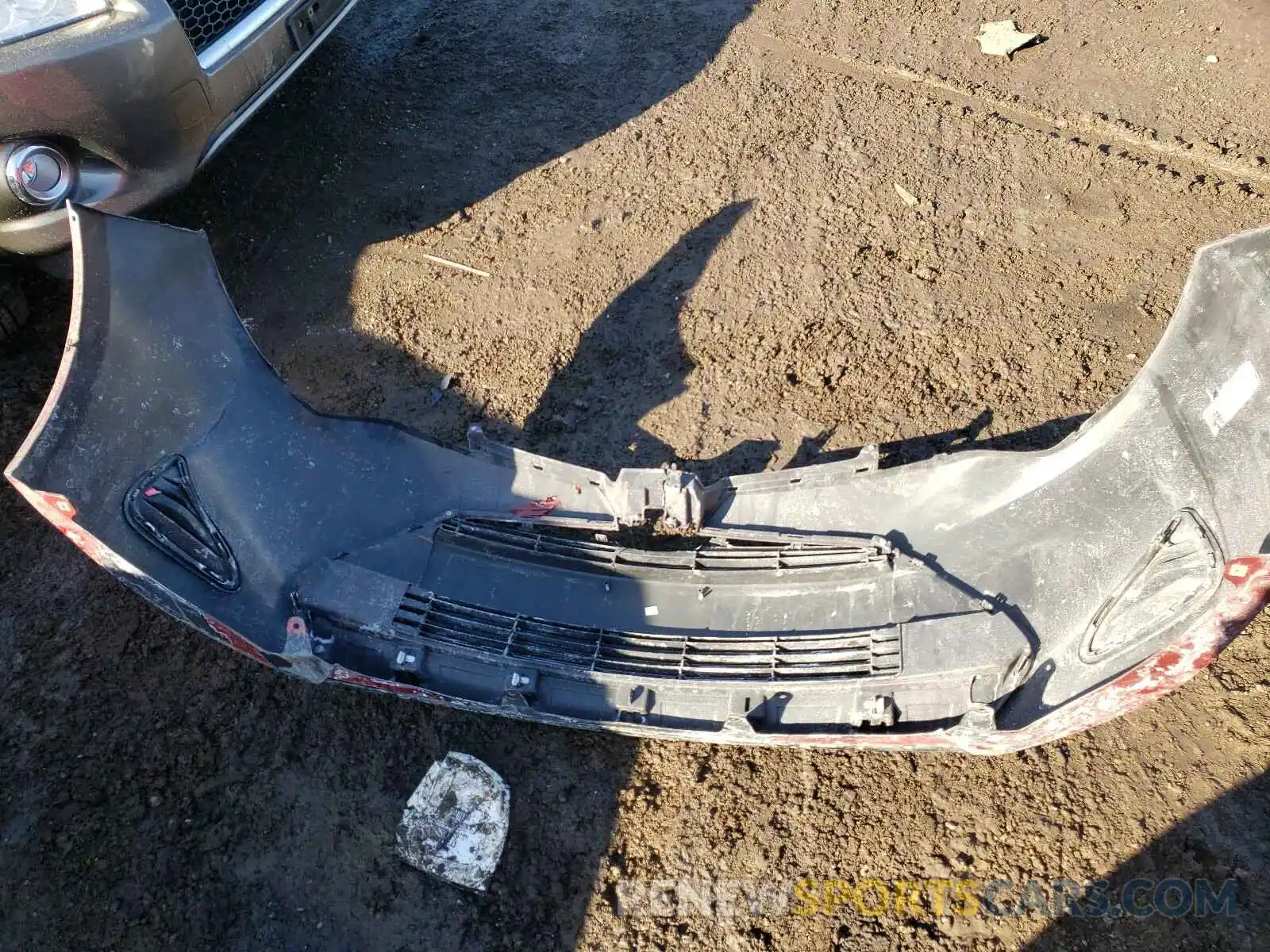 9 Photograph of a damaged car 2T1BURHE4KC225905 TOYOTA COROLLA 2019