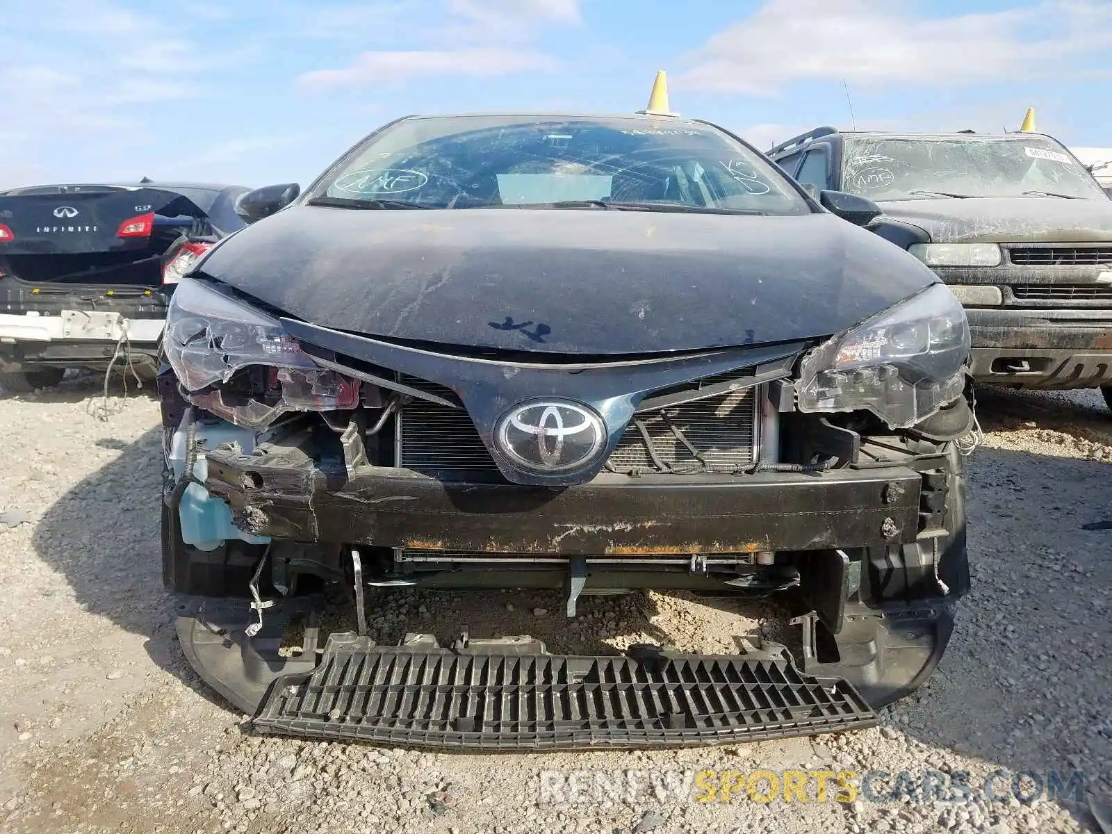 9 Photograph of a damaged car 2T1BURHE4KC226147 TOYOTA COROLLA 2019