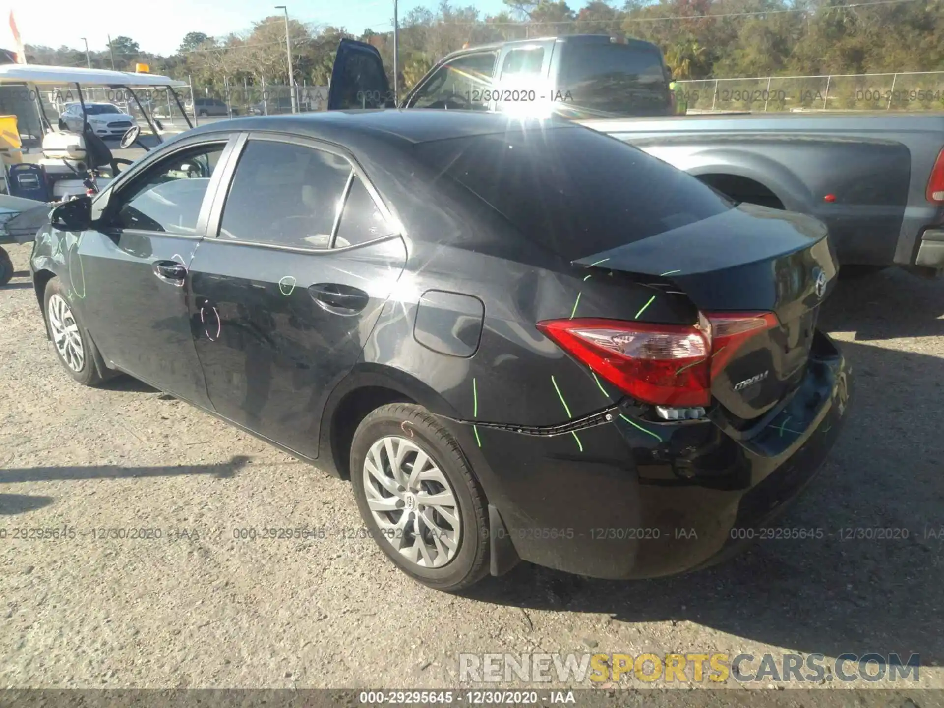 3 Photograph of a damaged car 2T1BURHE4KC226441 TOYOTA COROLLA 2019