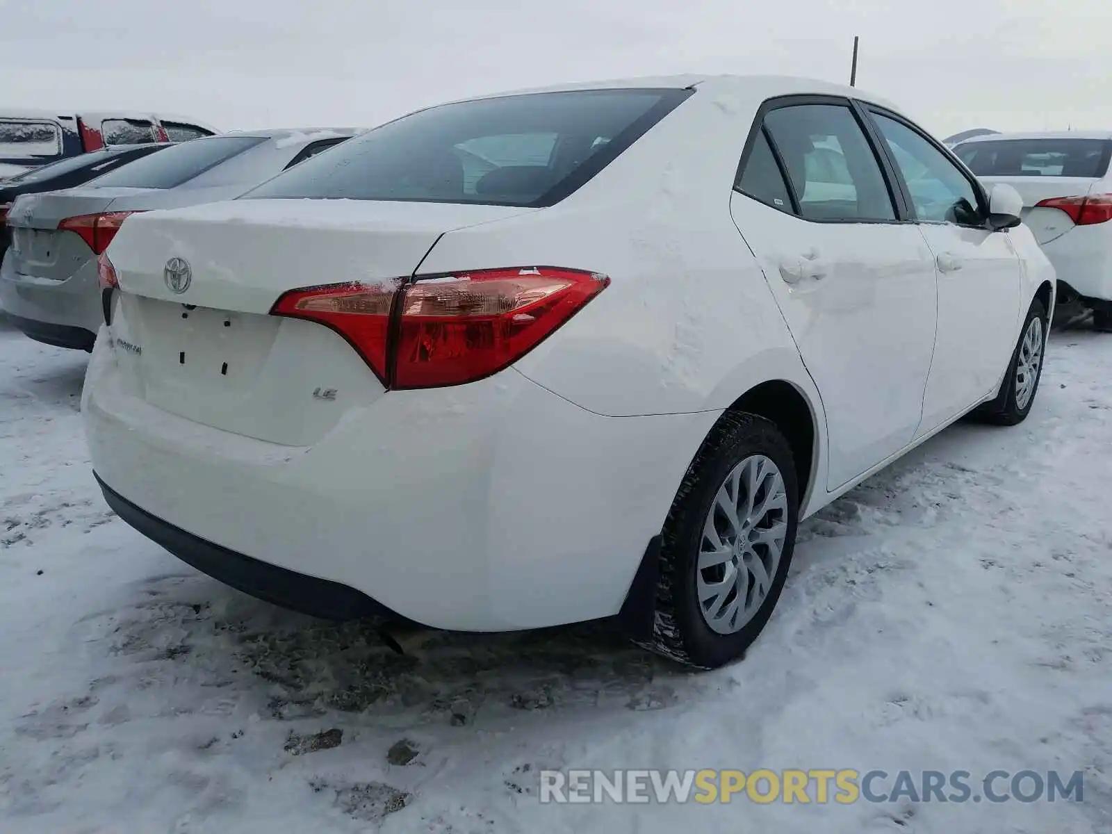 4 Photograph of a damaged car 2T1BURHE4KC226746 TOYOTA COROLLA 2019