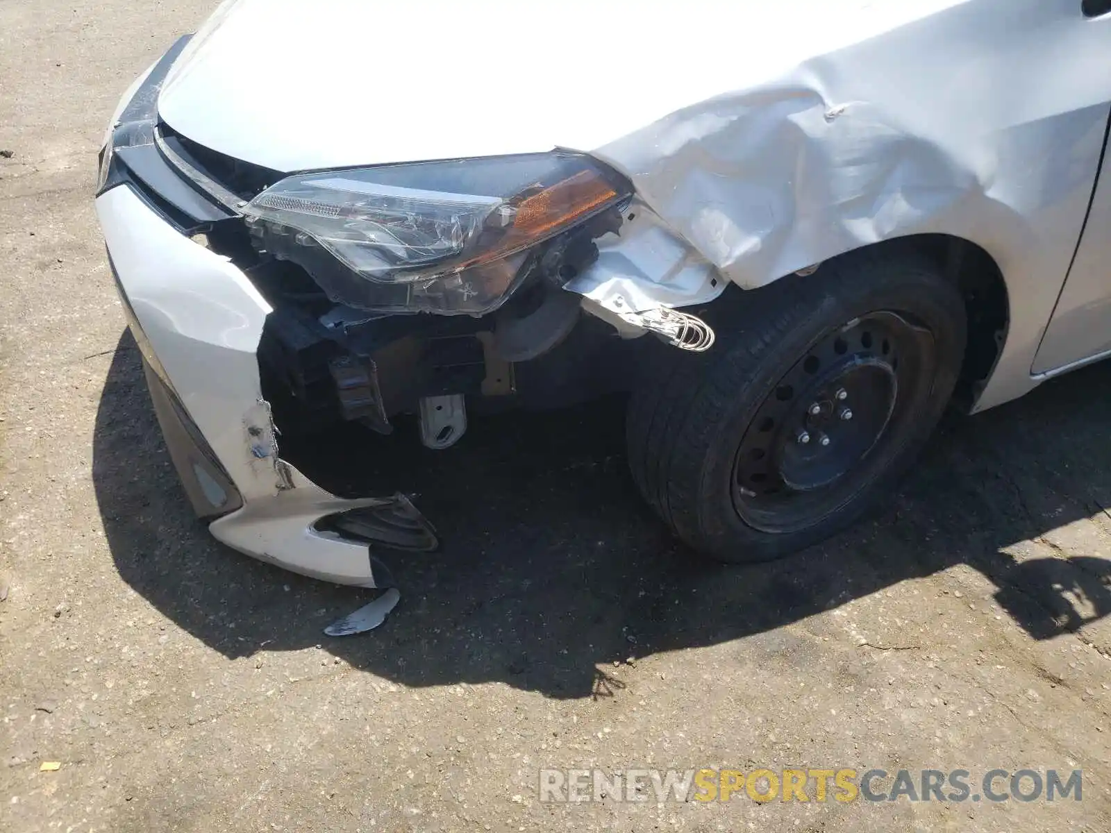 9 Фотография поврежденного автомобиля 2T1BURHE4KC226780 TOYOTA COROLLA 2019