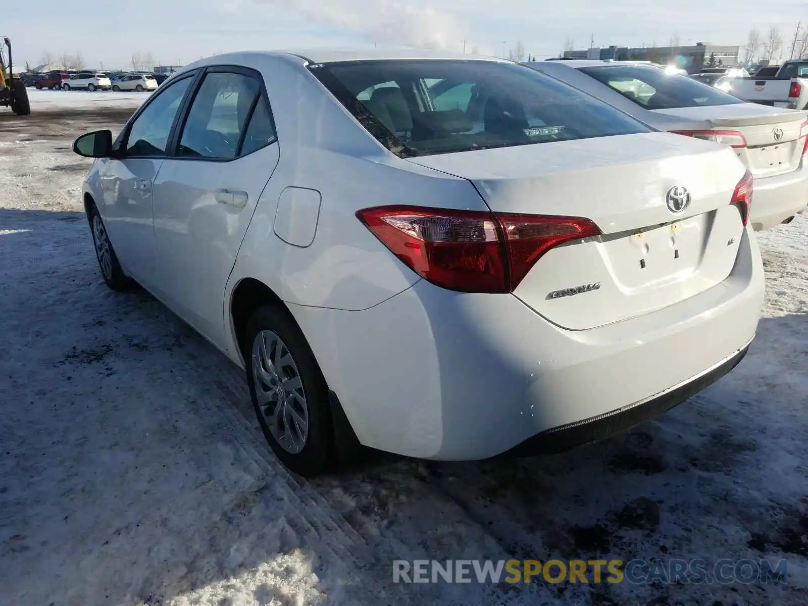 3 Photograph of a damaged car 2T1BURHE4KC227265 TOYOTA COROLLA 2019