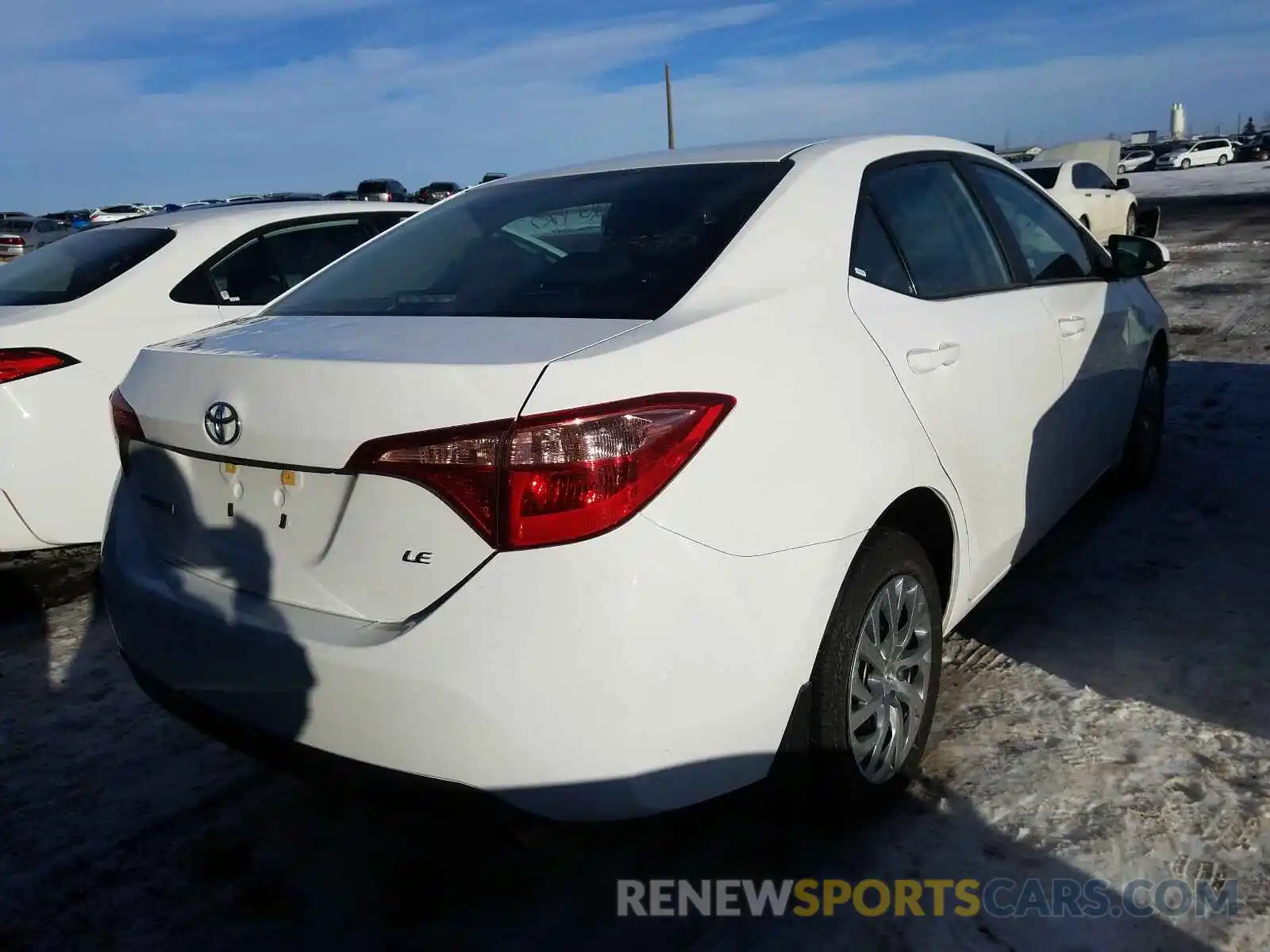 4 Photograph of a damaged car 2T1BURHE4KC227265 TOYOTA COROLLA 2019