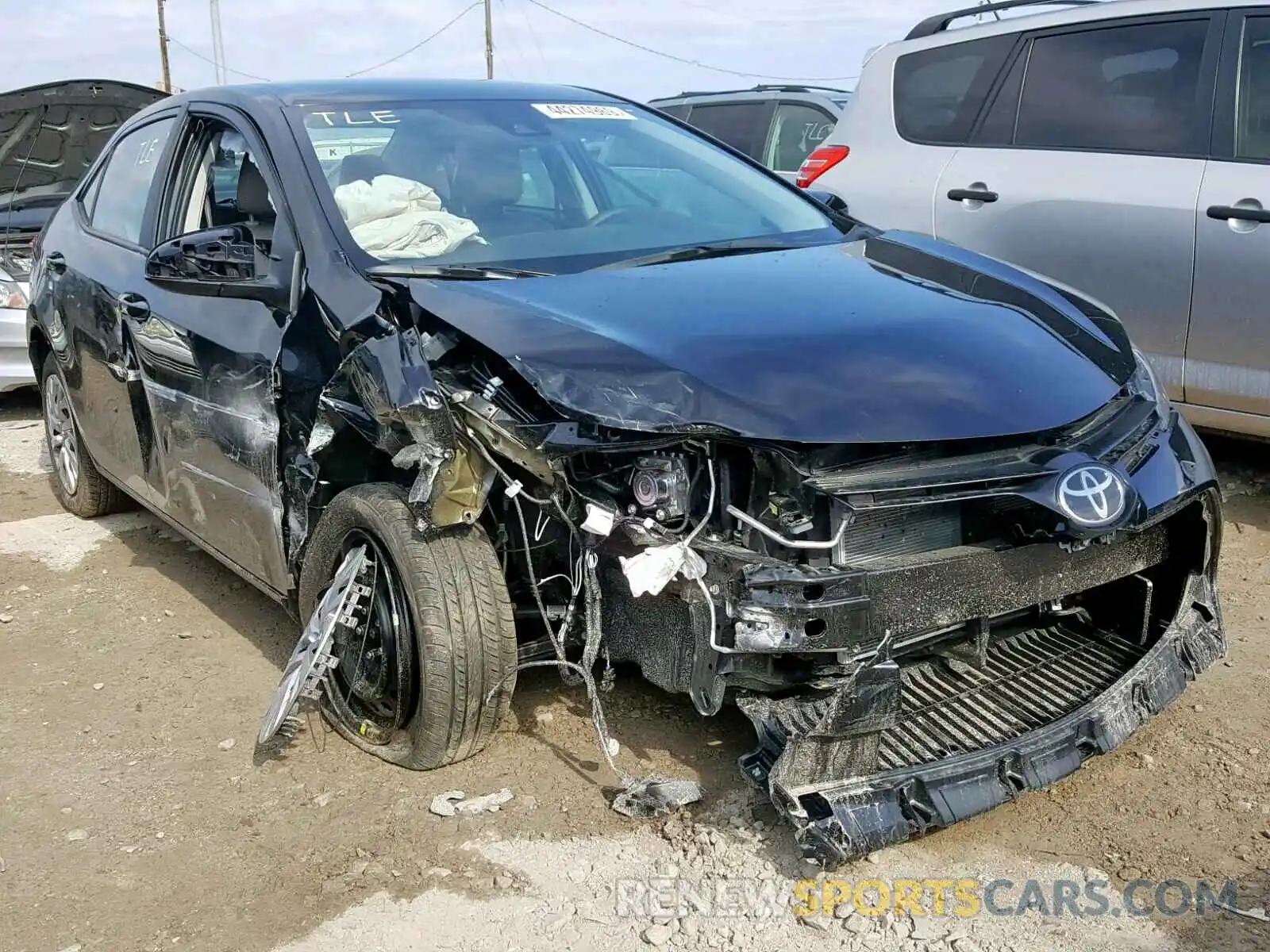 1 Photograph of a damaged car 2T1BURHE4KC228044 TOYOTA COROLLA 2019